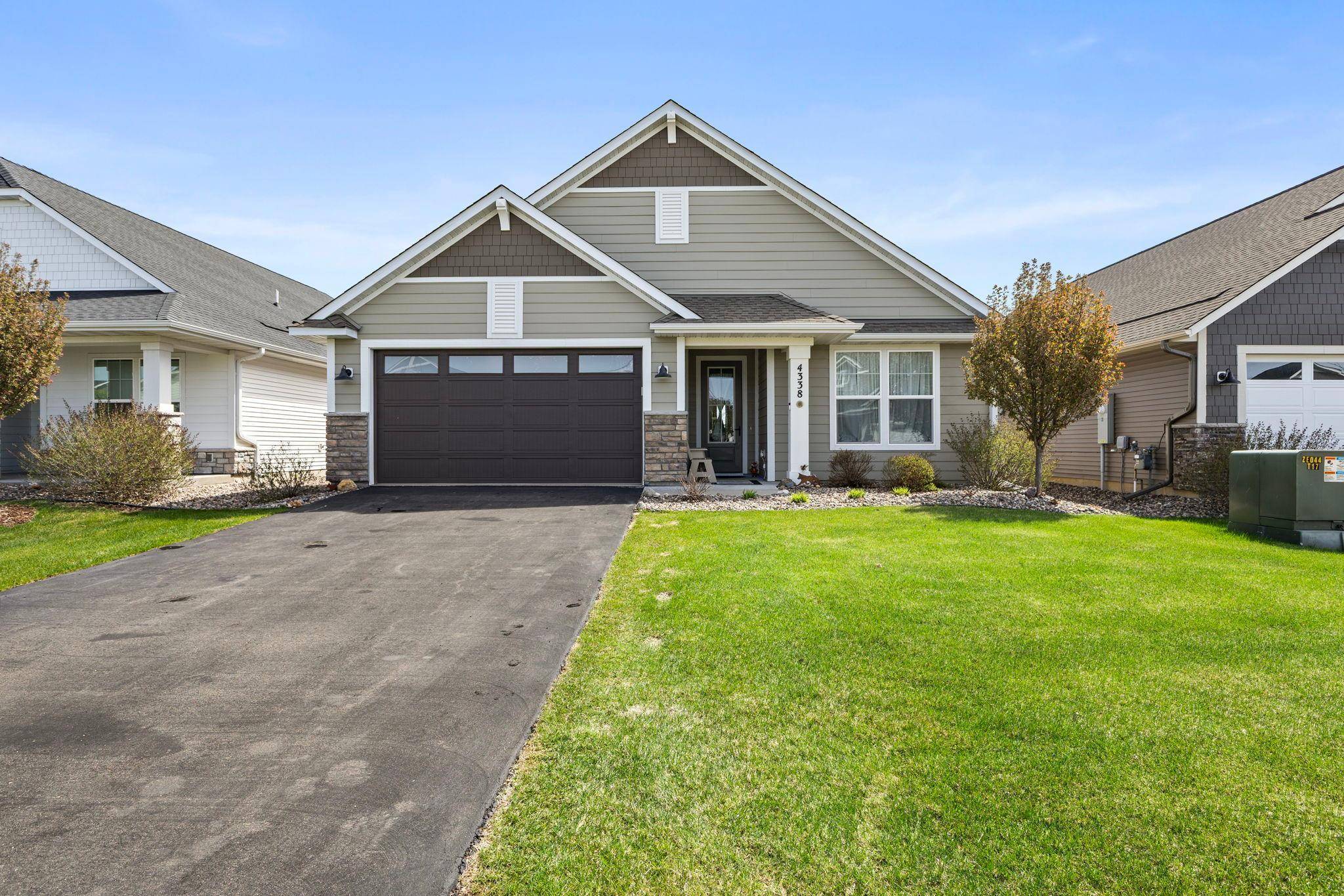 4338 Monarch DR, Woodbury, MN 55129