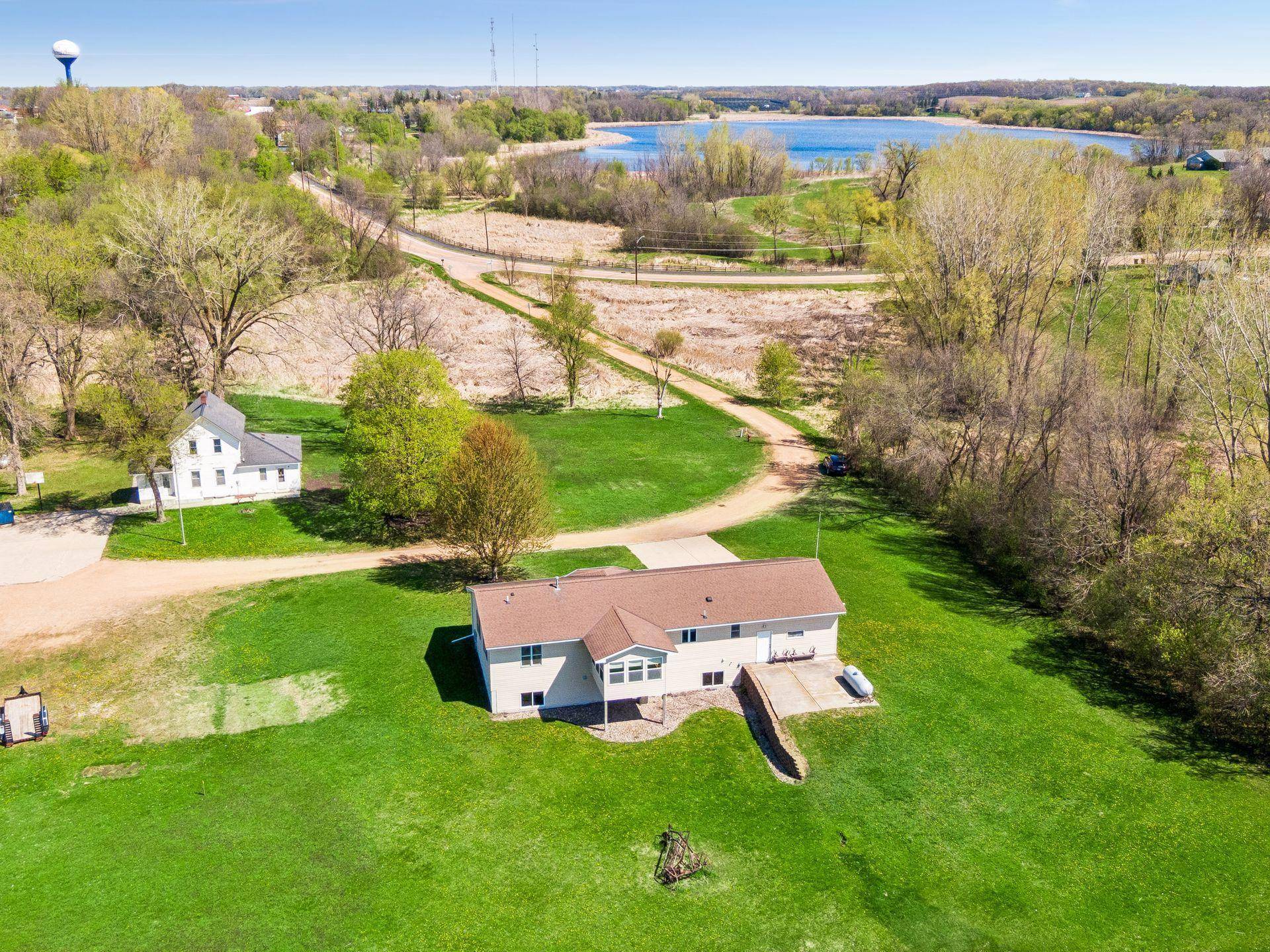 505 3rd AVE SE, Norwood Young America, MN 55397