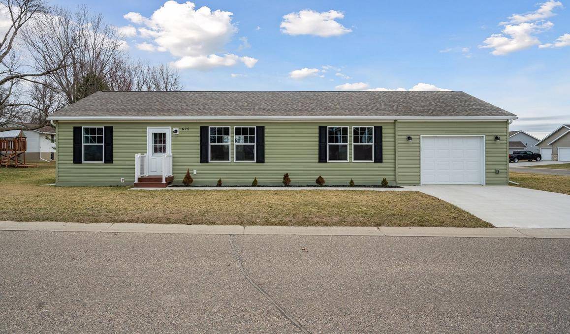675 Brooks ST S, Eden Valley, MN 55329