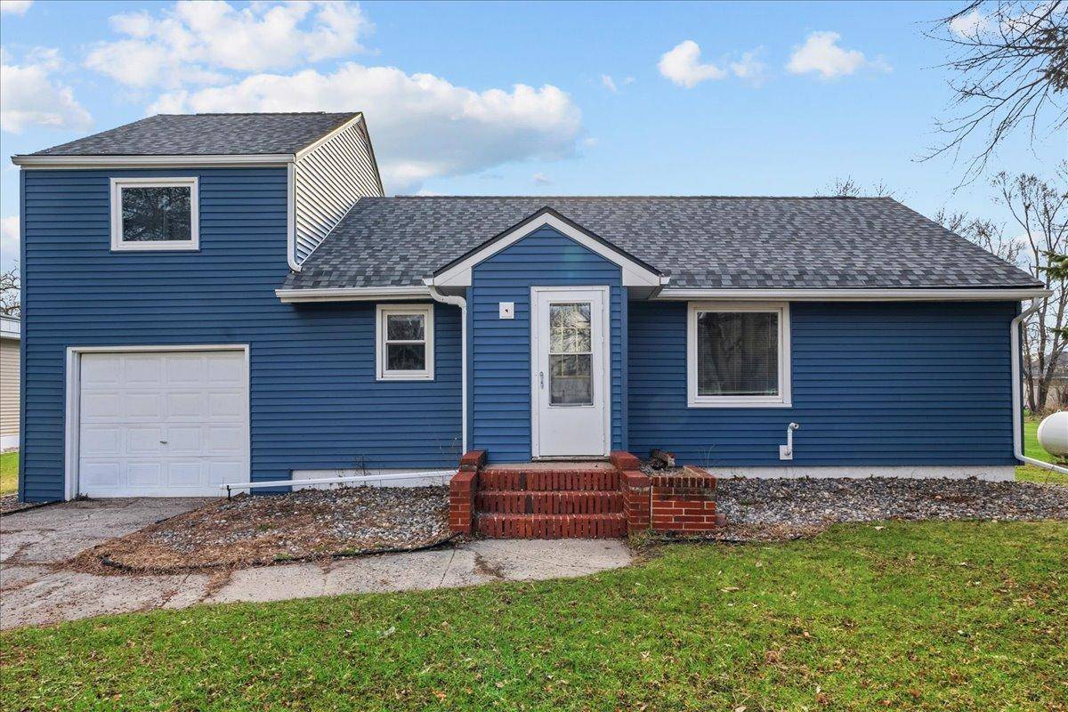 515 5th ST, Wyndmere, ND 58081