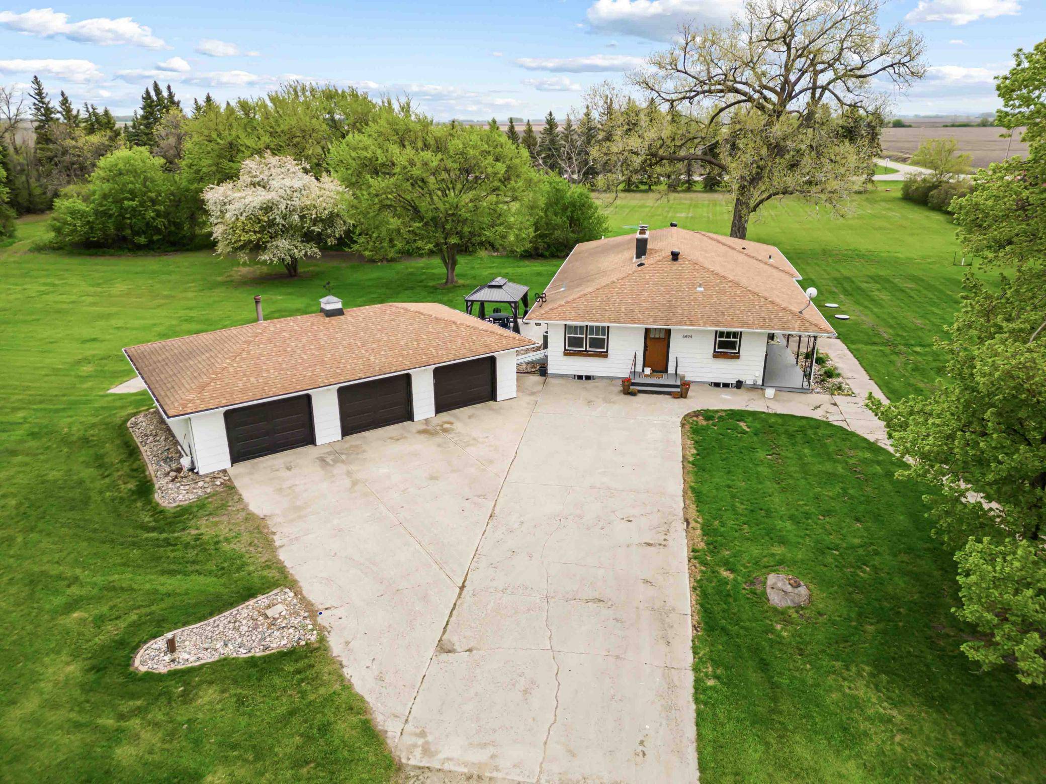 6894 150th AVE N, Felton, MN 56536