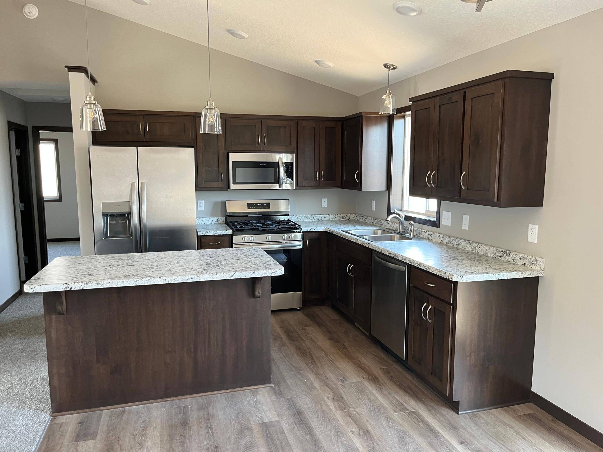220 9th AVE SW, Rice, MN 56367