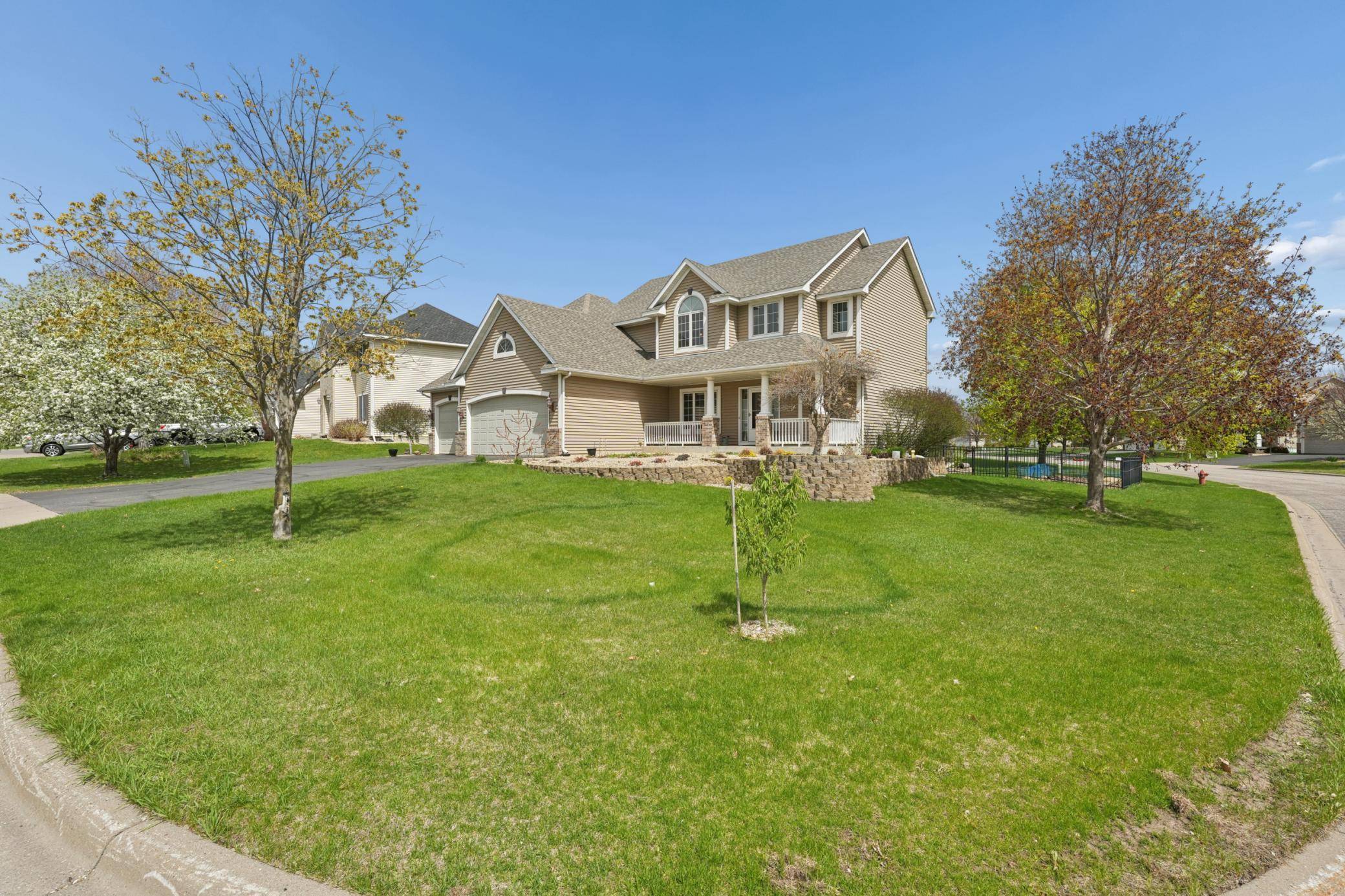 9595 Dunes AVE, Cottage Grove, MN 55016