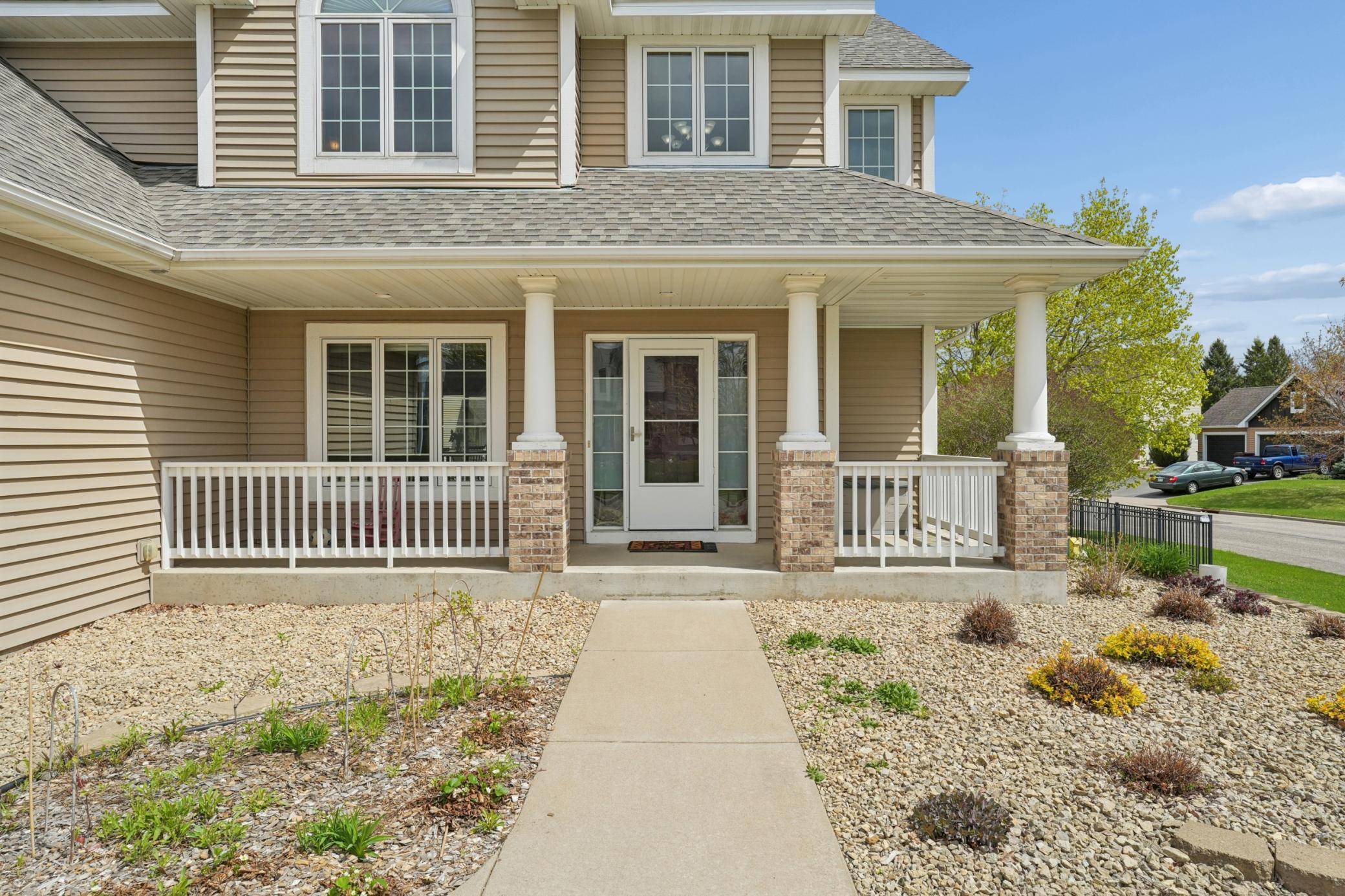 9595 Dunes AVE, Cottage Grove, MN 55016