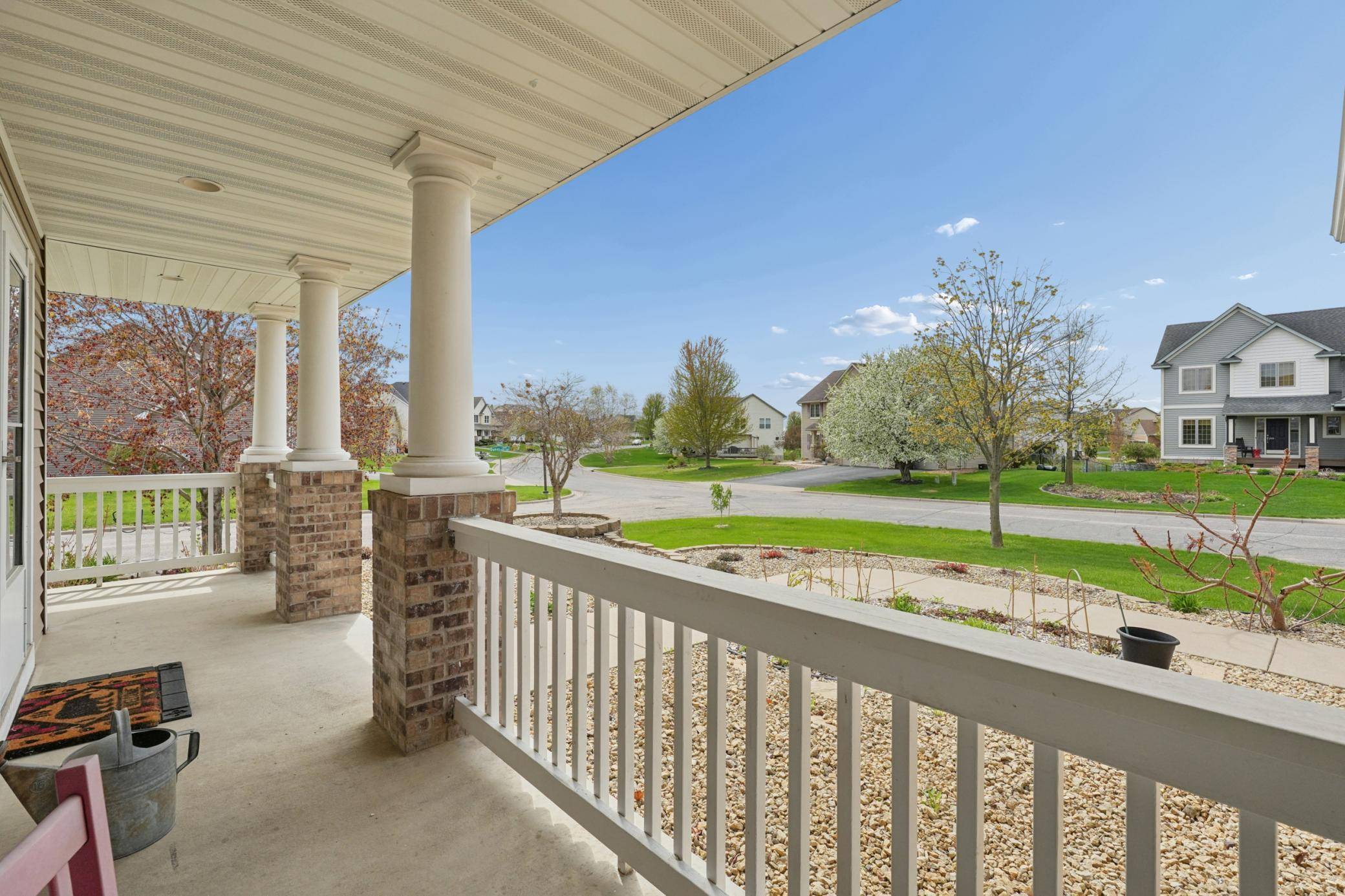 9595 Dunes AVE, Cottage Grove, MN 55016