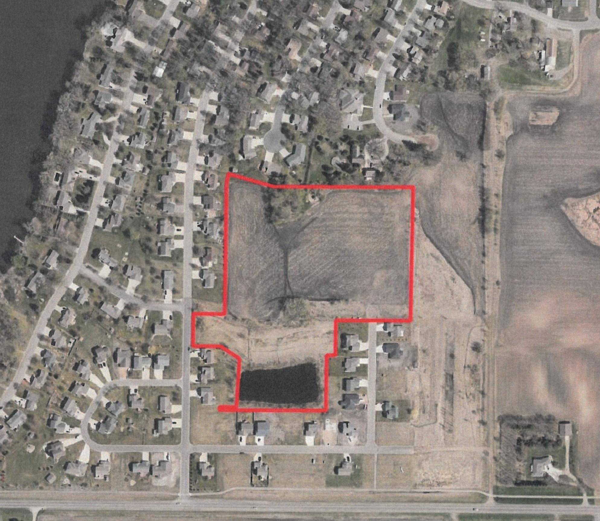 000 Roberts RD SW, Hutchinson, MN 55350
