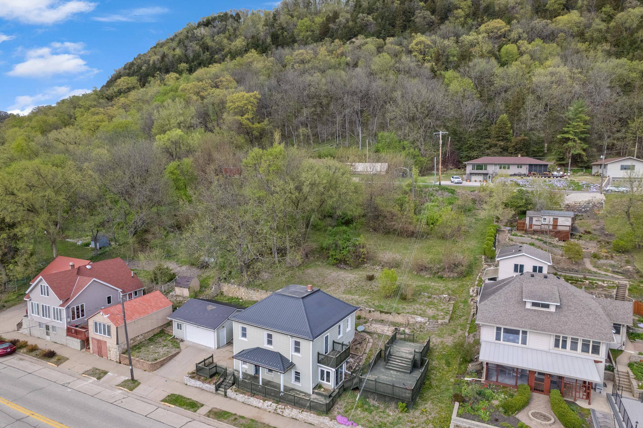 476 S Main ST, Fountain City, WI 54629