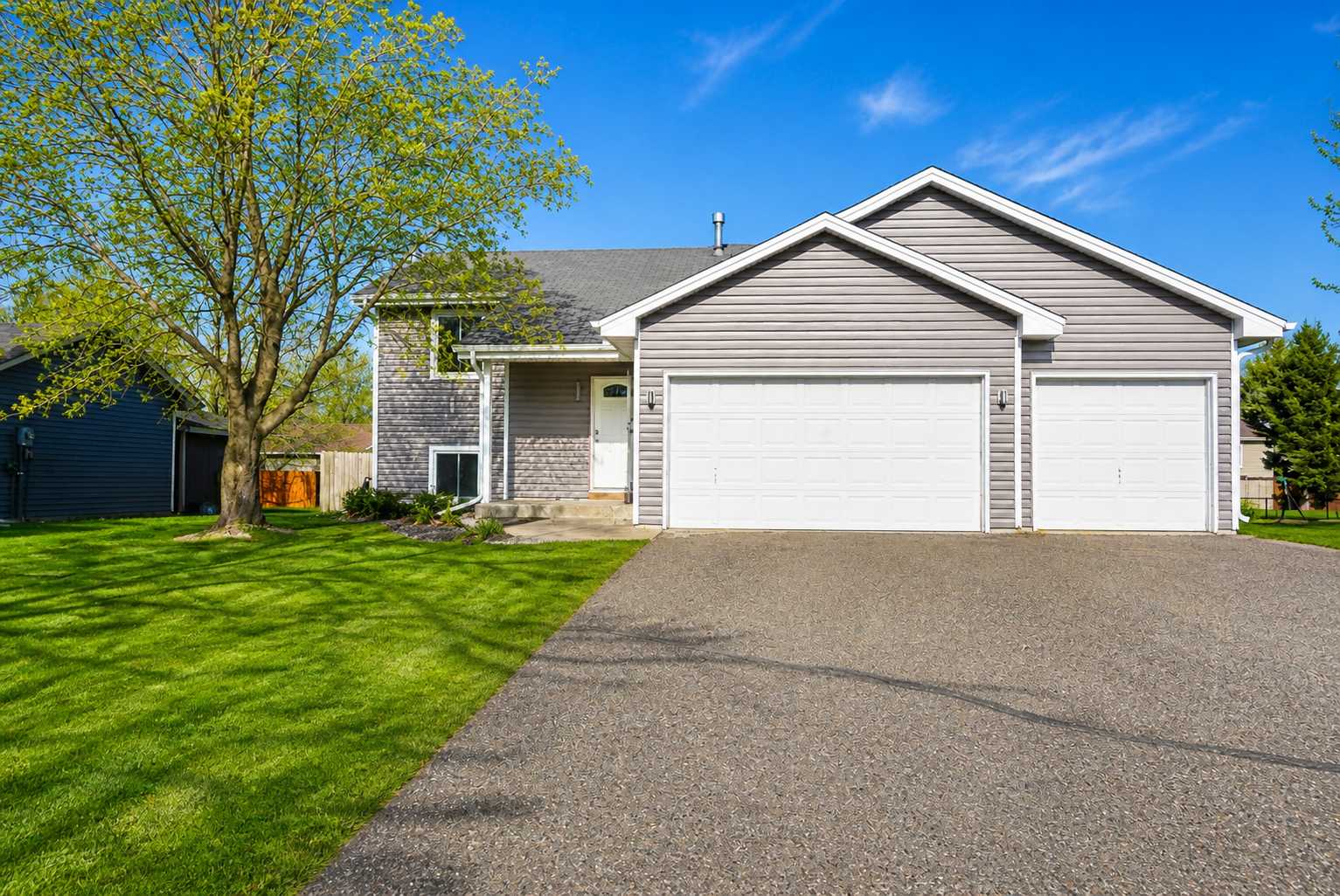 12382 Ivywood ST NW, Coon Rapids, MN 55433