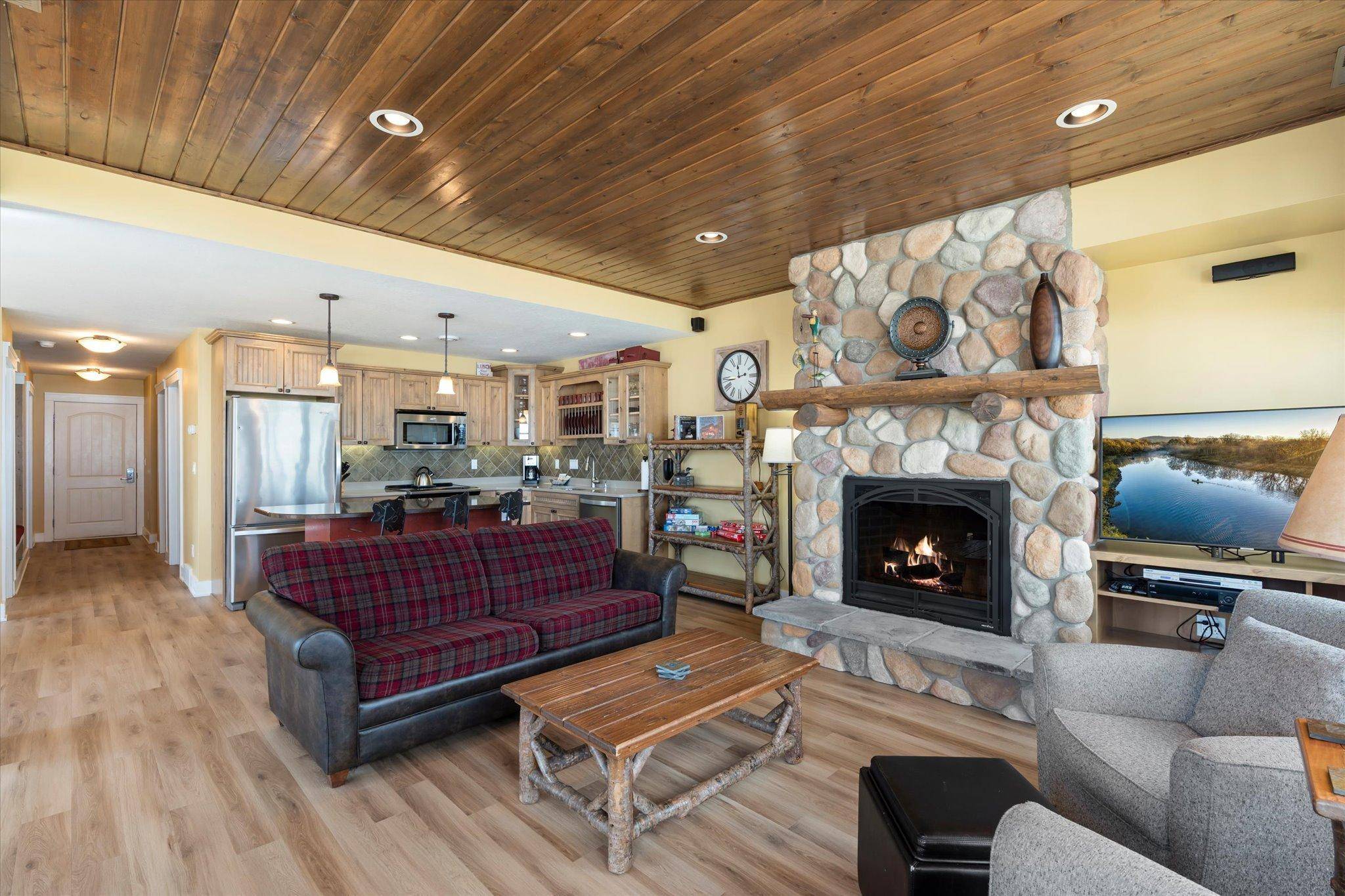 Trapper's Landing #220-1 6940 Beach View LN NW, Walker, MN 56452