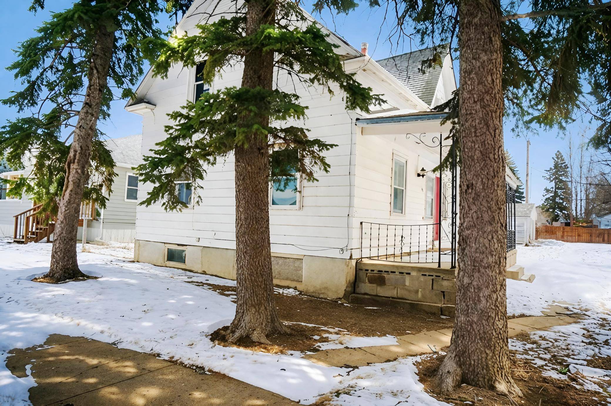 307 4th ST N, Richardton, ND 58652