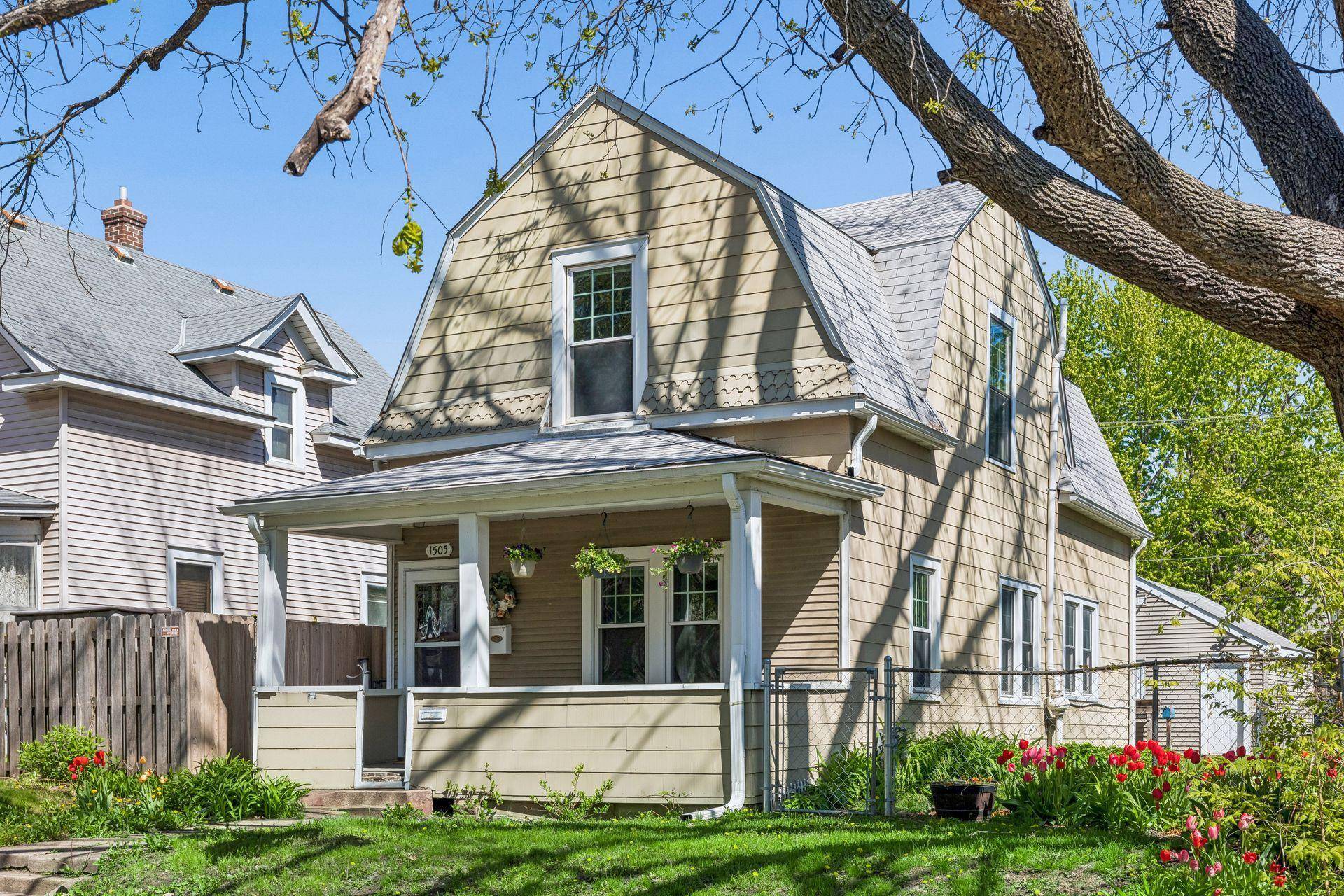 1505 Sherburne AVE, Saint Paul, MN 55104
