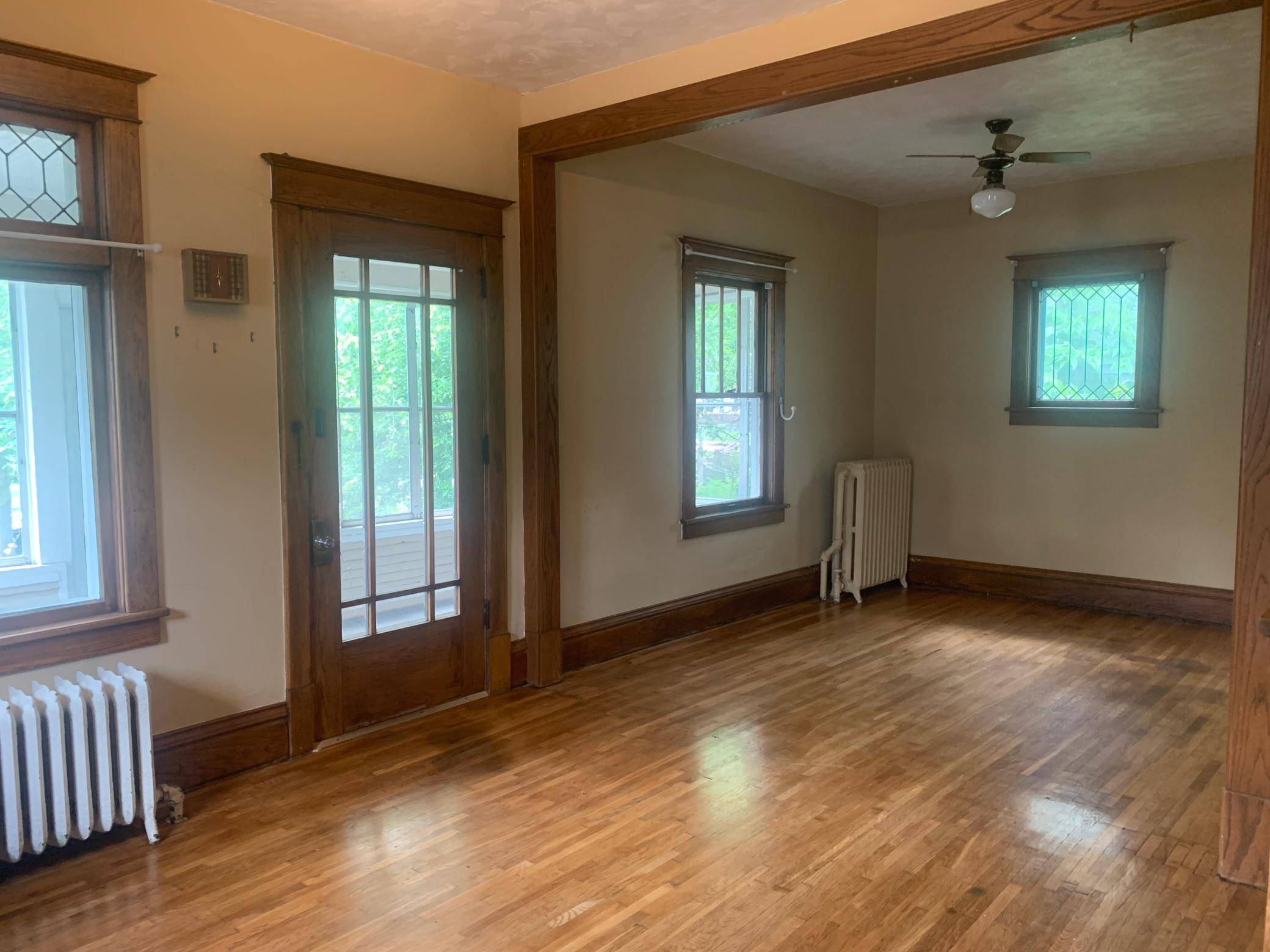 1685 Selby AVE, Saint Paul, MN 55104
