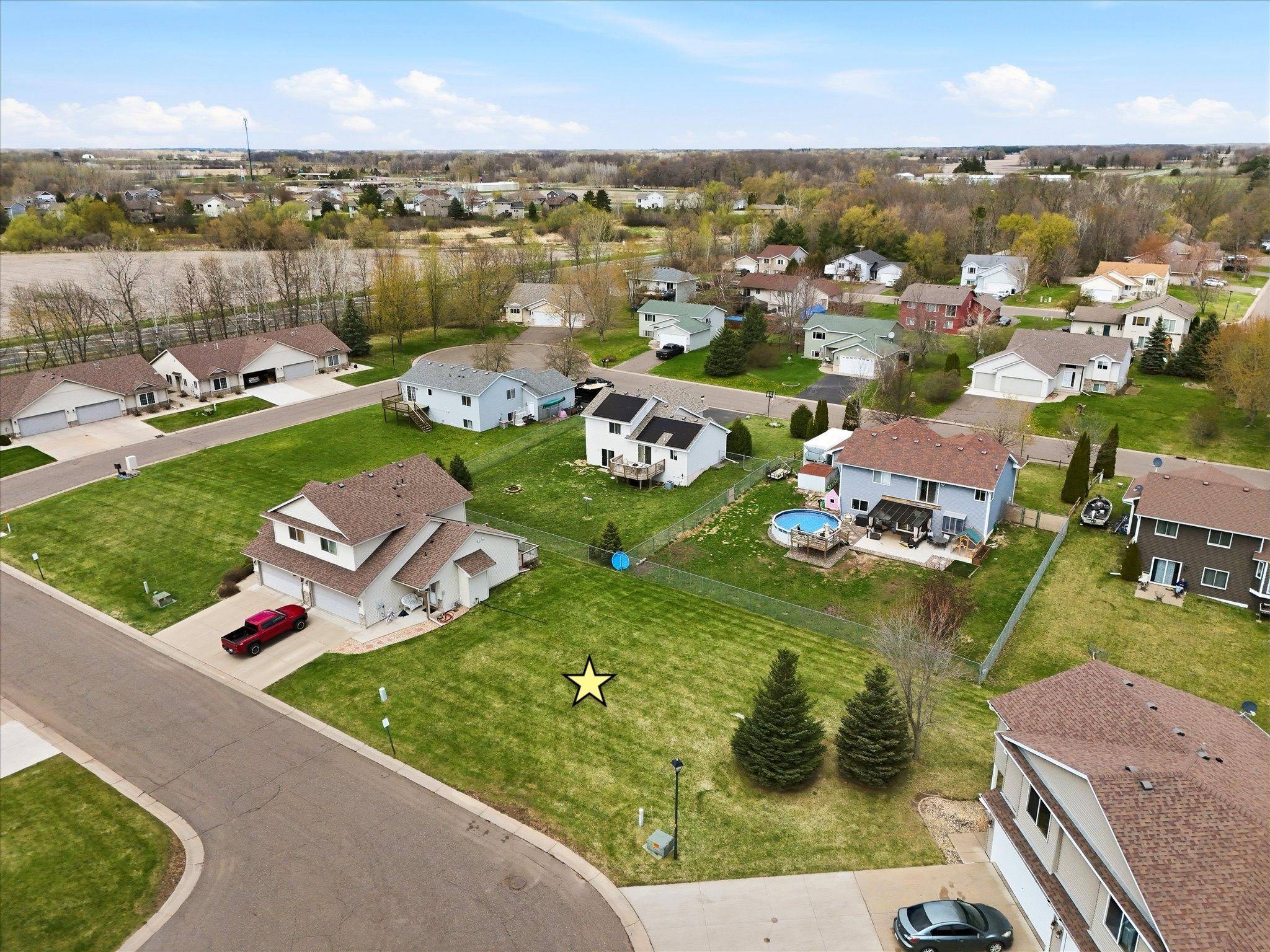 940 & 950 S Rush Landing CT, Rush City, MN 55069