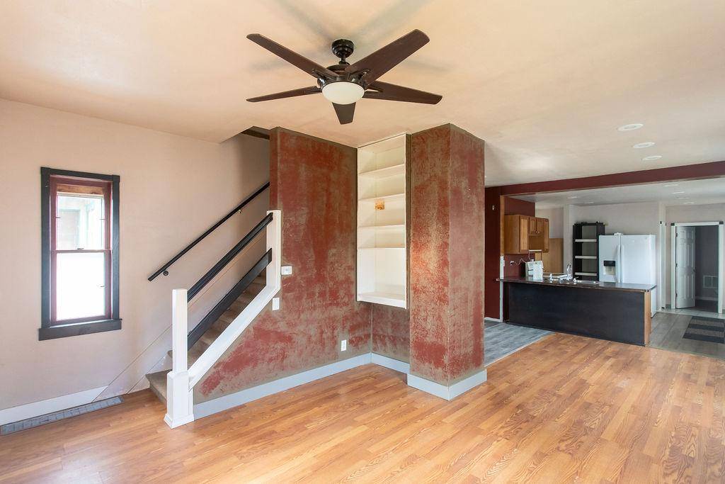 316 11th ST N, Moorhead, MN 56560