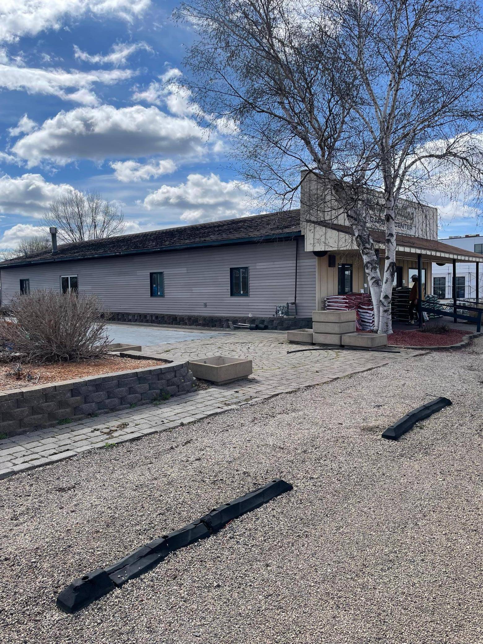 2311 S Broadway ST, Alexandria, MN 56308