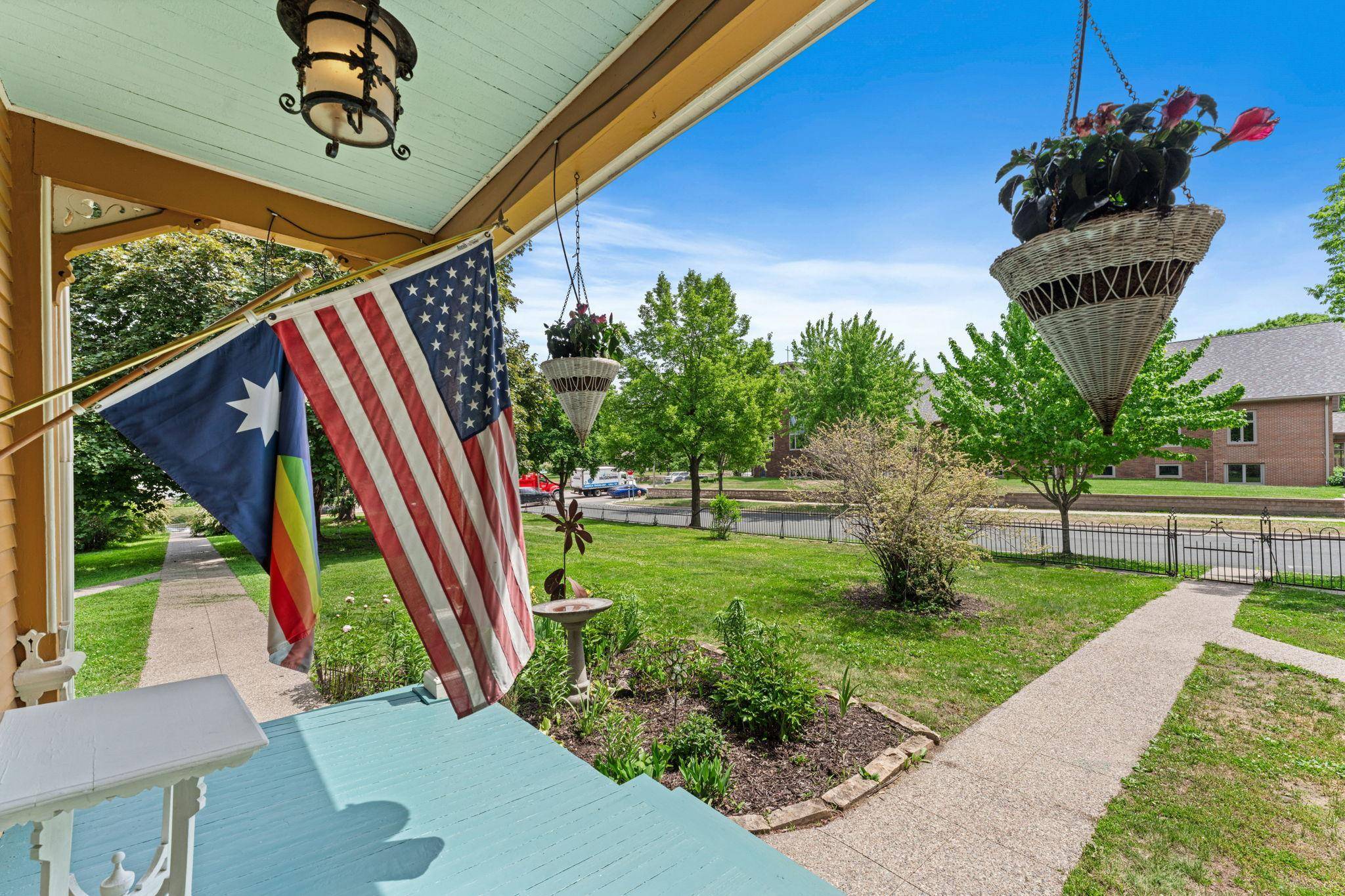 718 Vermillion ST, Hastings, MN 55033
