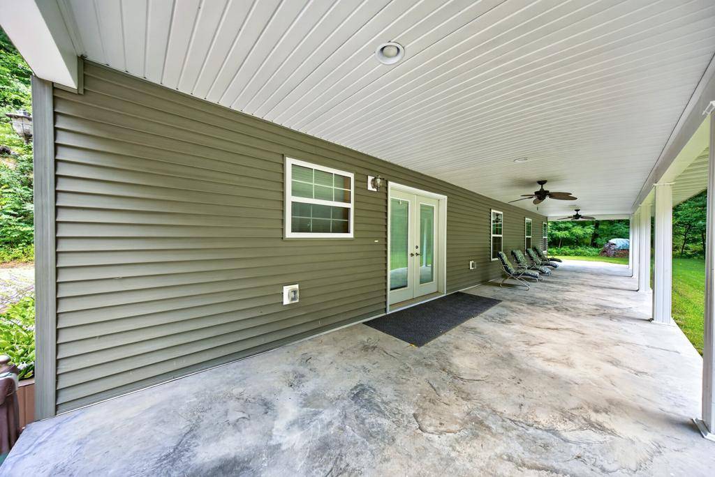 39568 569th ST, Zumbro Falls, MN 55991