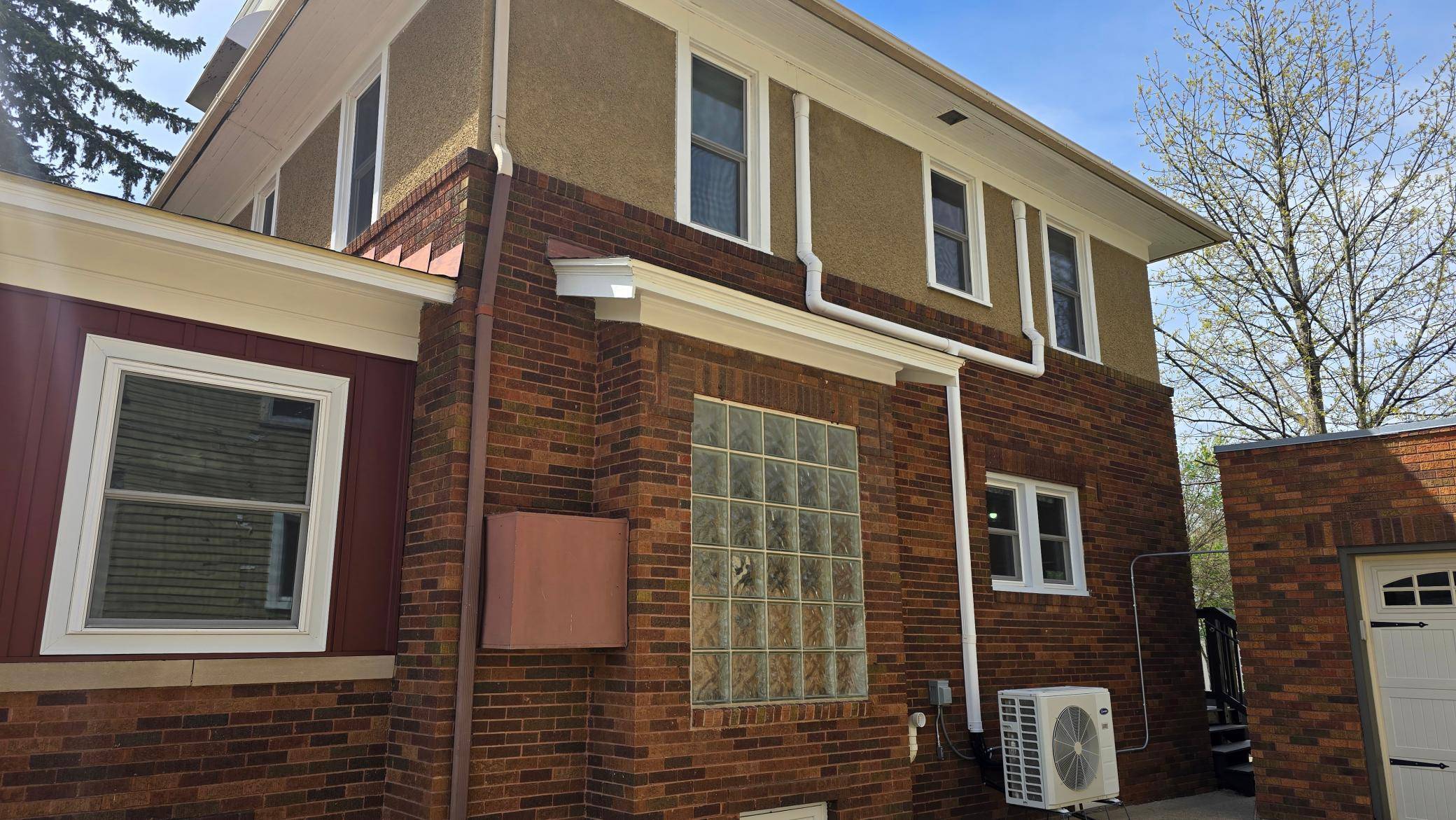 116 E School ST, Owatonna, MN 55060