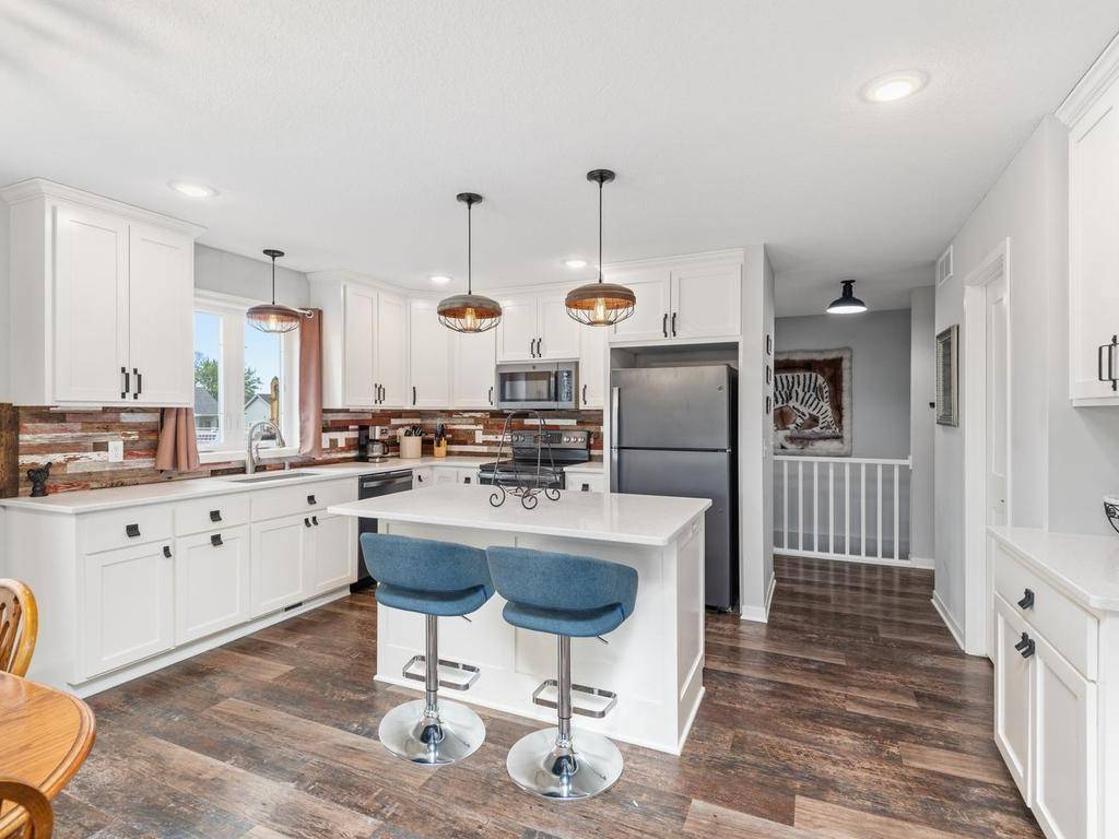 344 2nd ST NW, Mayer, MN 55360