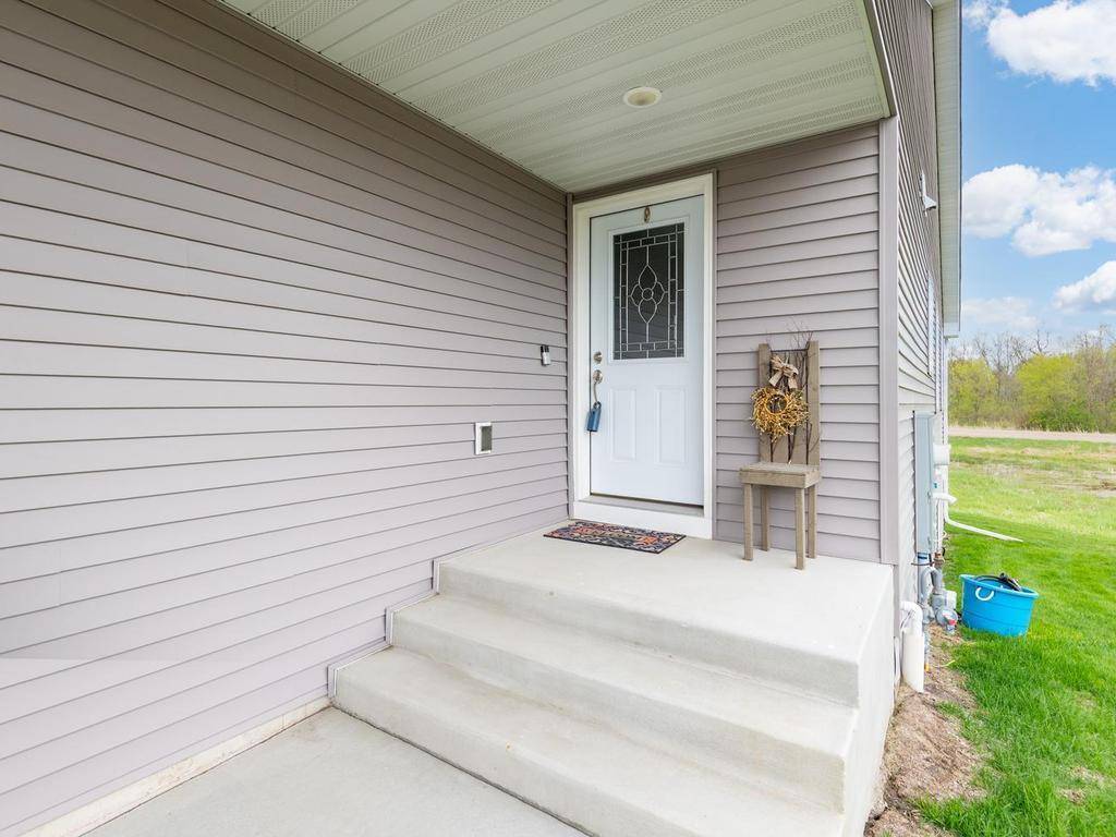 344 2nd ST NW, Mayer, MN 55360