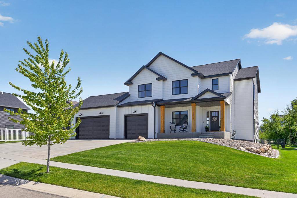 2014 Hagen LN SW, Rochester, MN 55902