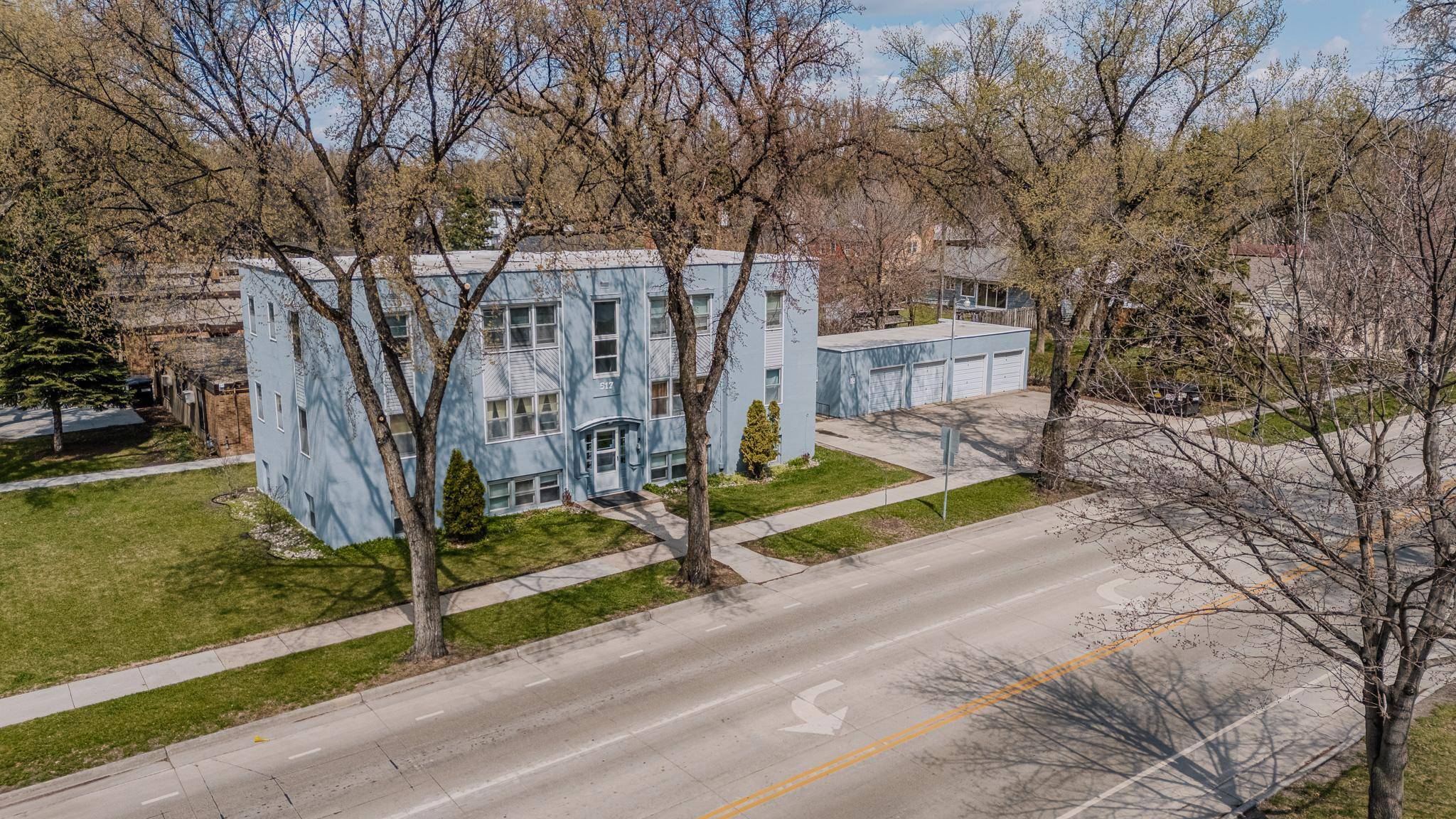 517 12th AVE N, Fargo, ND 58102