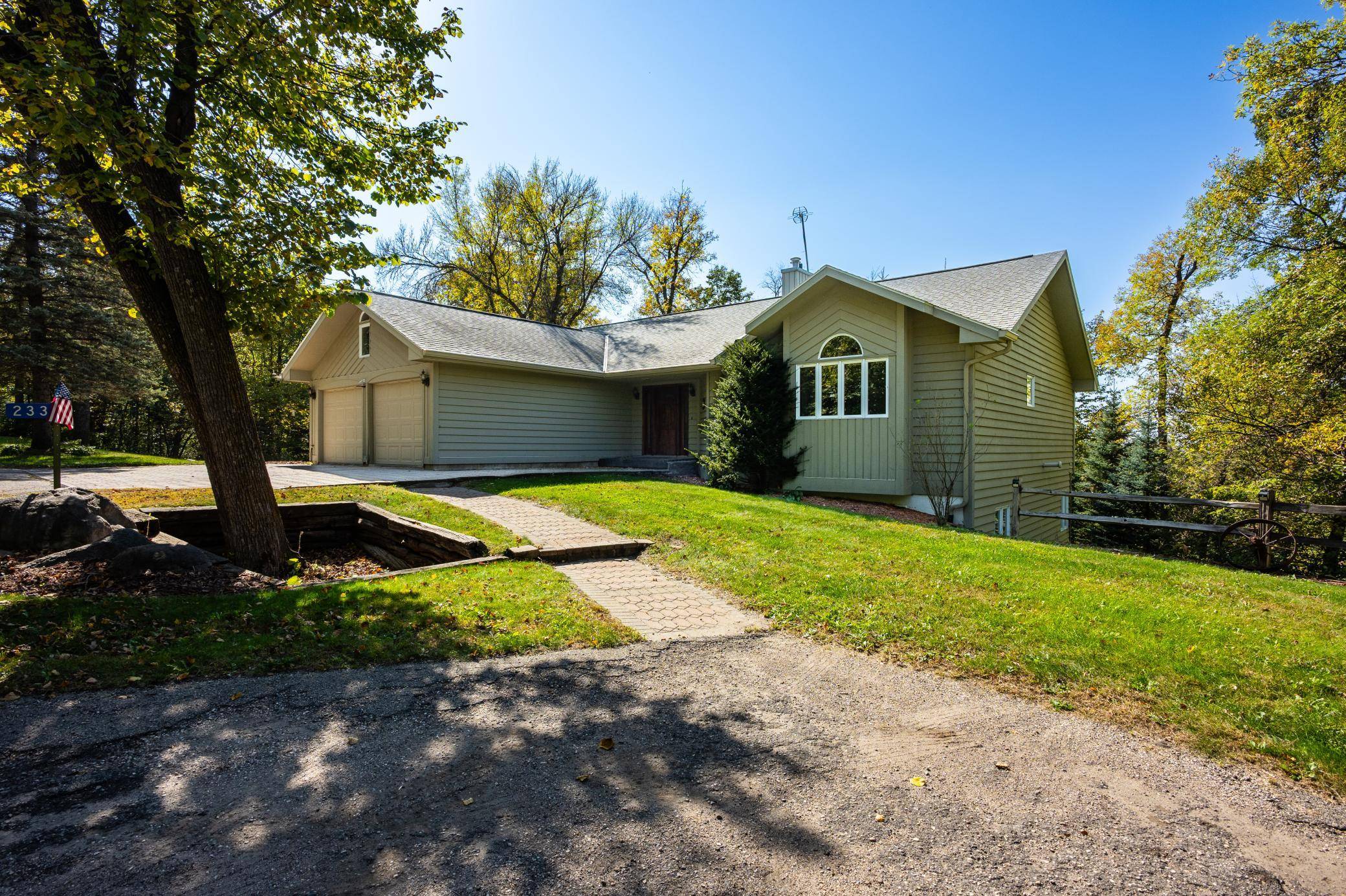 233 Basswood TRL, Glenwood, MN 56334