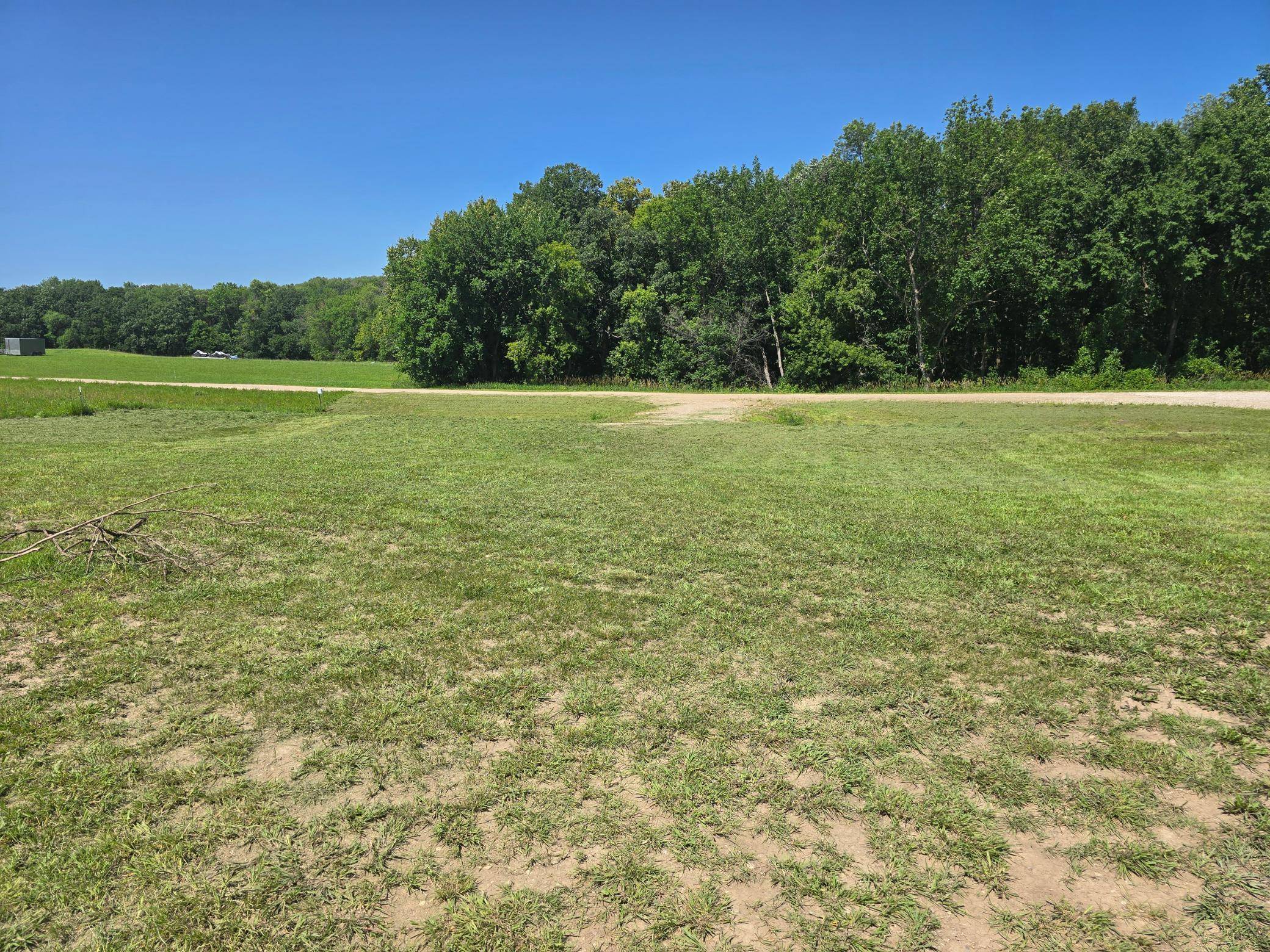 18589 Jarrett DR, Audubon, MN 56511