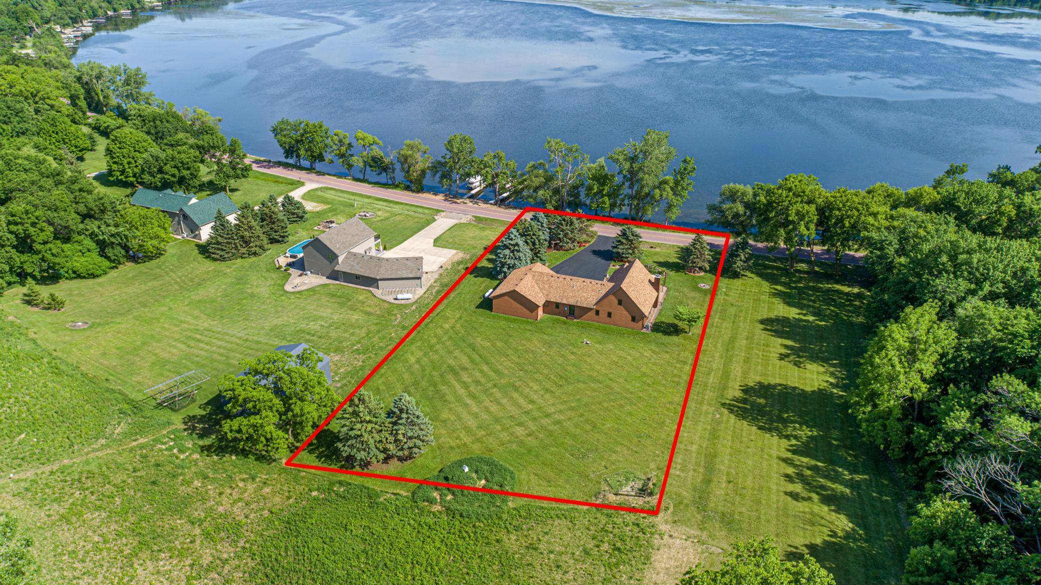 13304 Sakatah Lake RD, Waterville, MN 56096