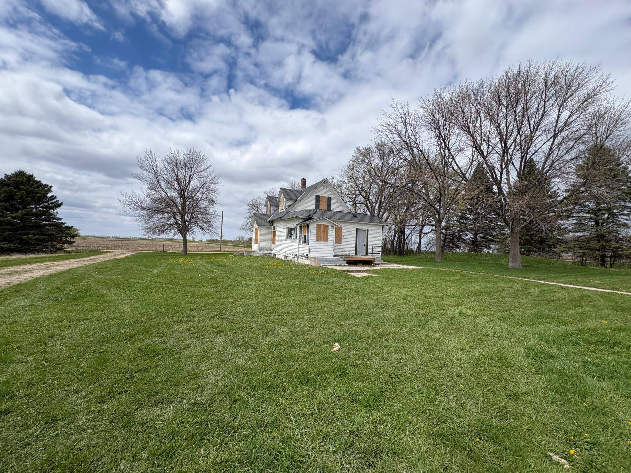 420 Depue ST, Holloway, MN 56249