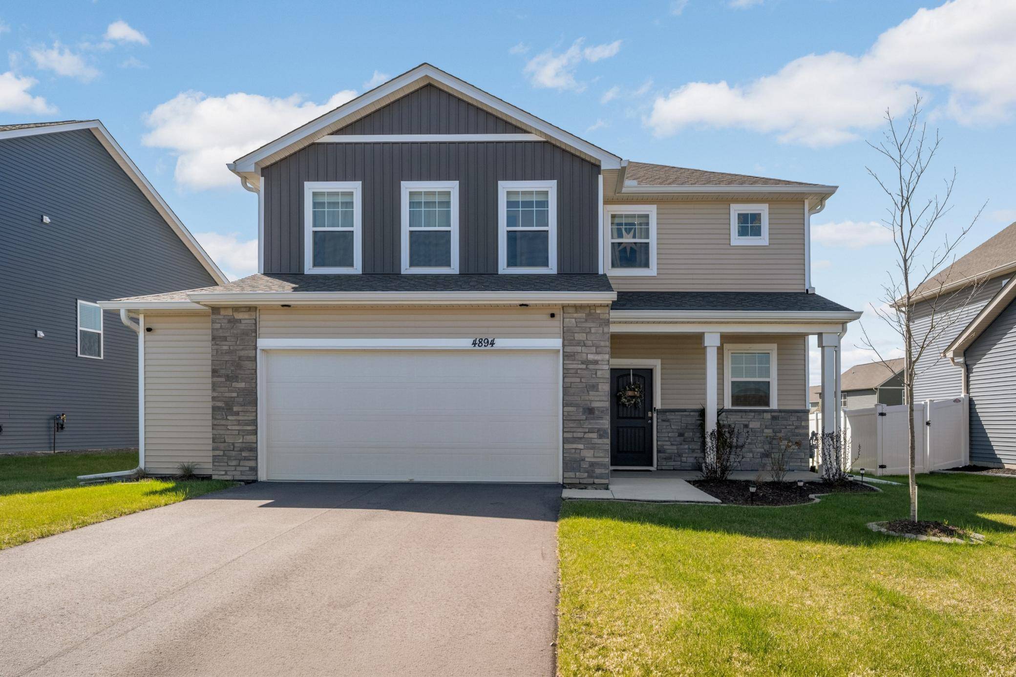 4894 171st ST W, Lakeville, MN 55044
