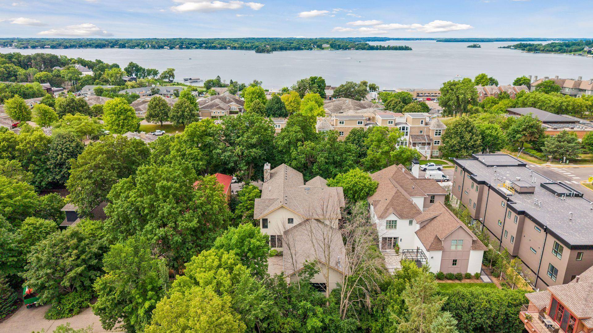 721 Rice ST E, Wayzata, MN 55391
