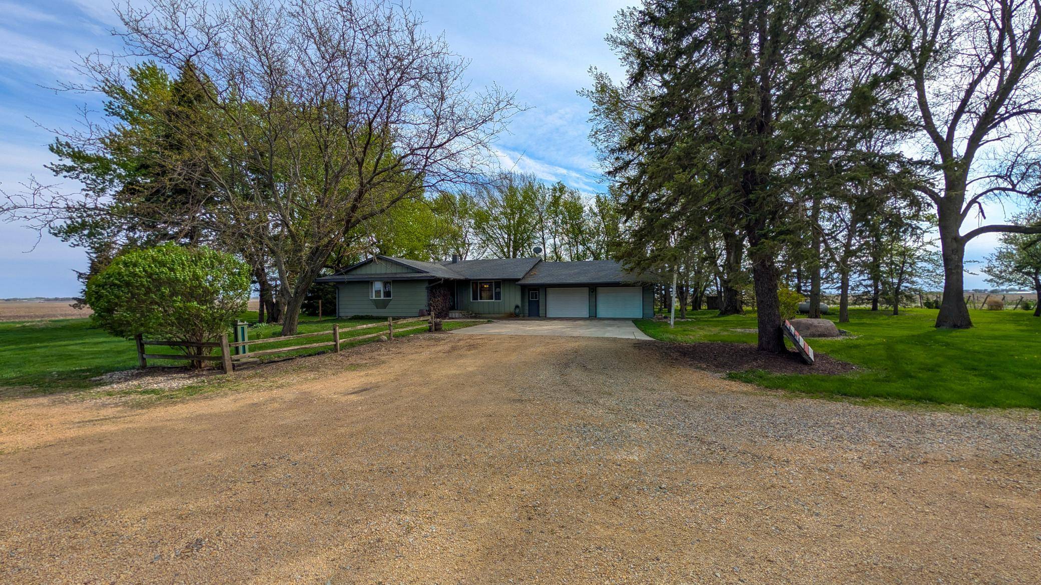 11197 608th AVE, Minnesota Lake, MN 56068