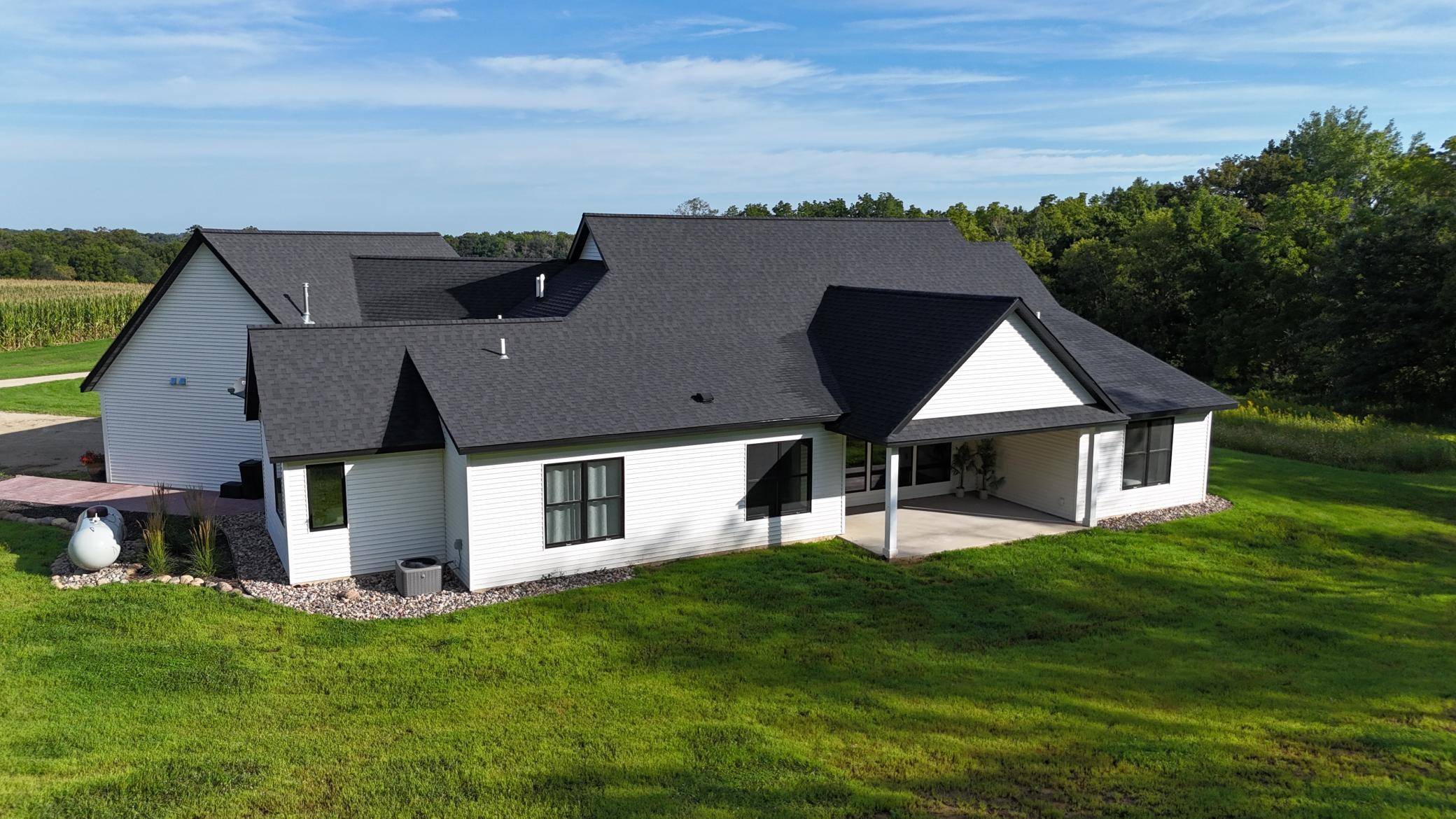 9016 County Road 3 NW, Oronoco, MN 55960