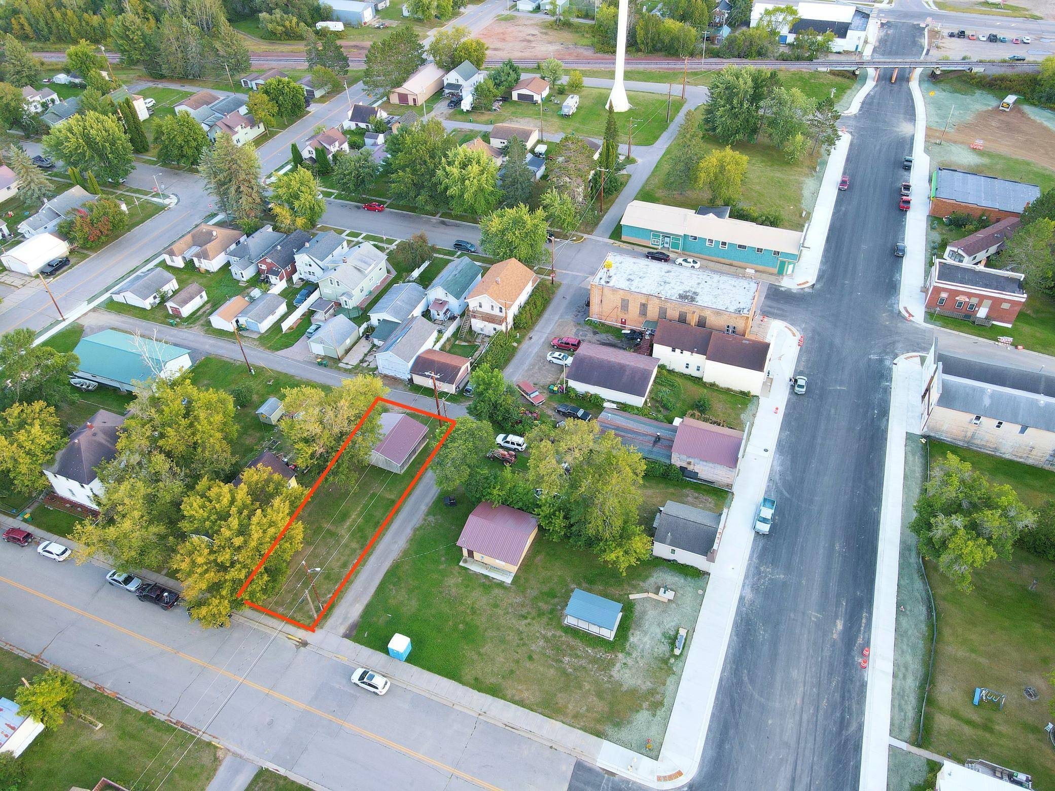 221 2nd AVE, Calumet, MN 55716