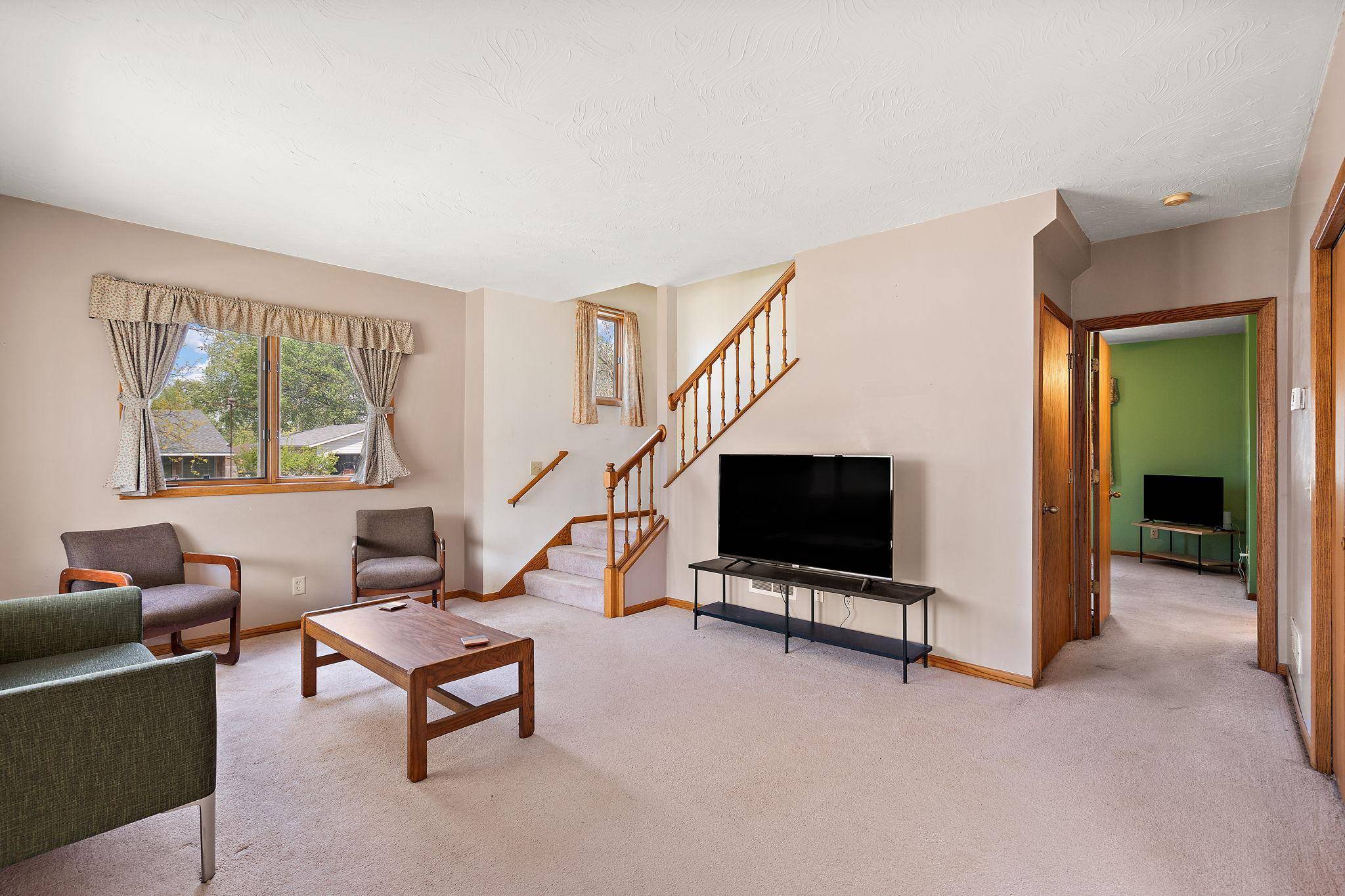 300 E State ST, Belle Plaine, MN 56011