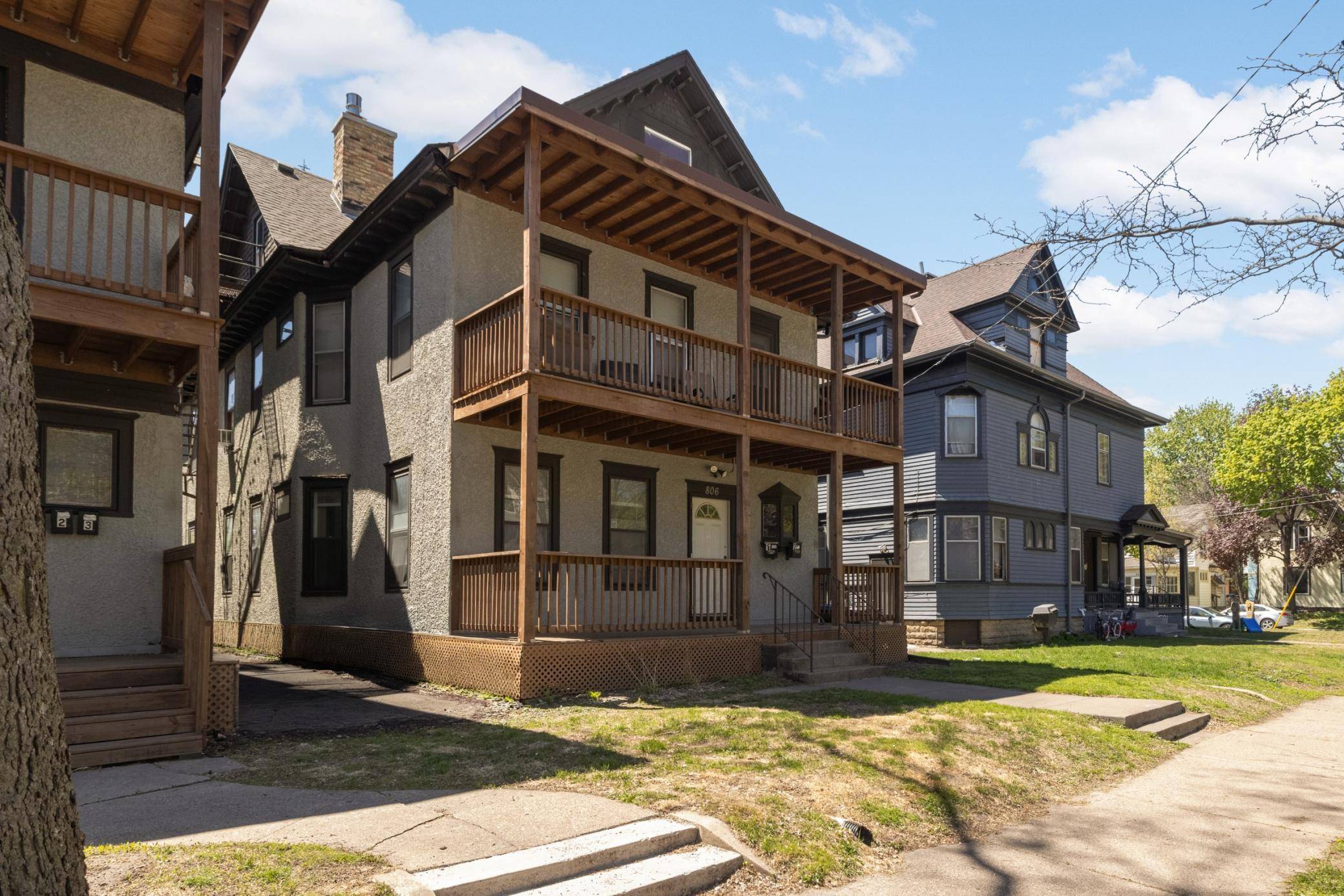 806 6th ST SE, Minneapolis, MN 55414