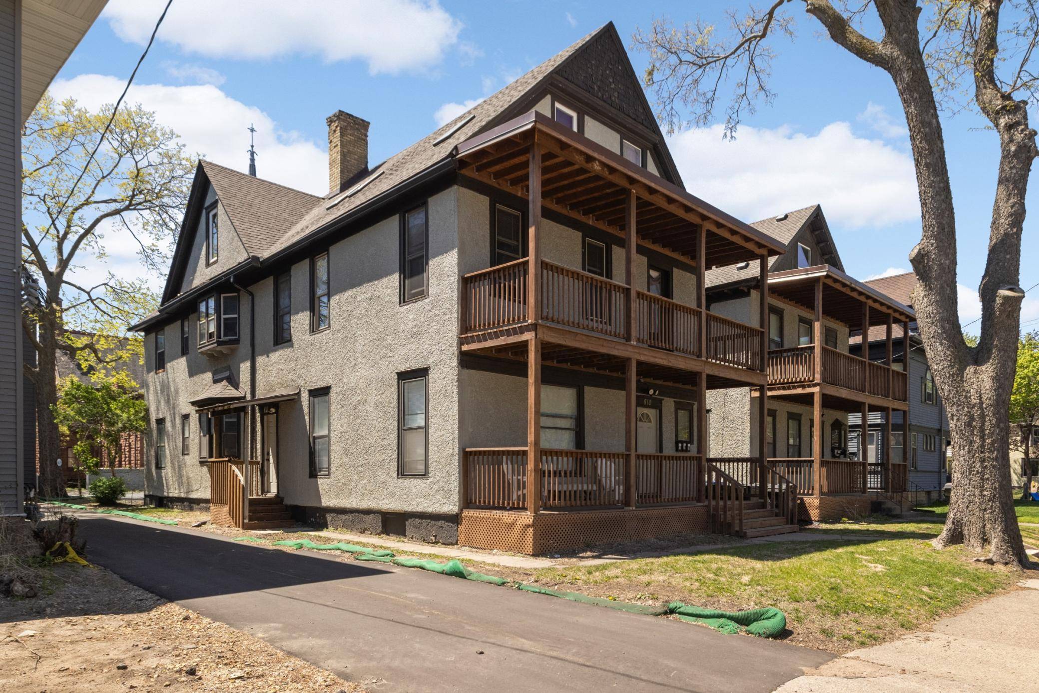 810 6th ST SE, Minneapolis, MN 55414
