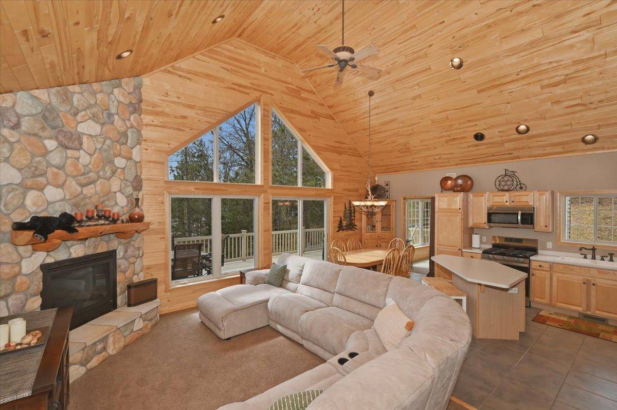 W7549 Tishimingo TRL, Minong, WI 54859