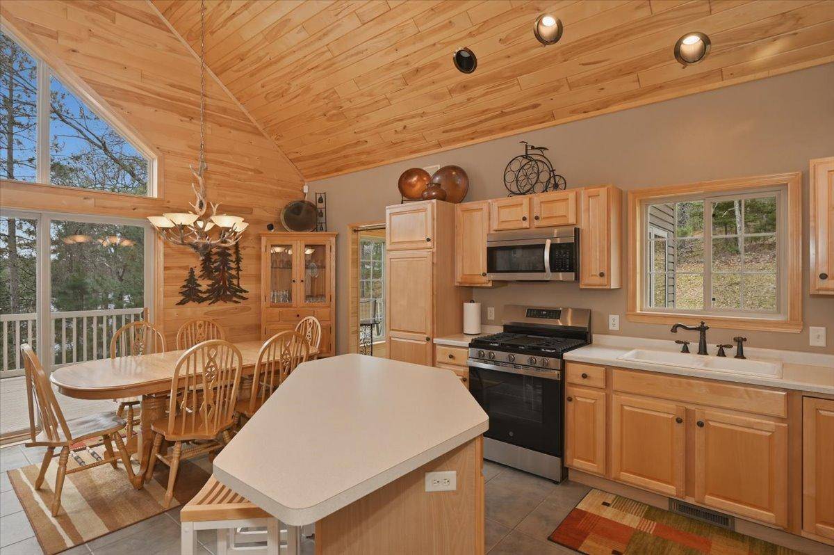 W7549 Tishimingo TRL, Minong, WI 54859