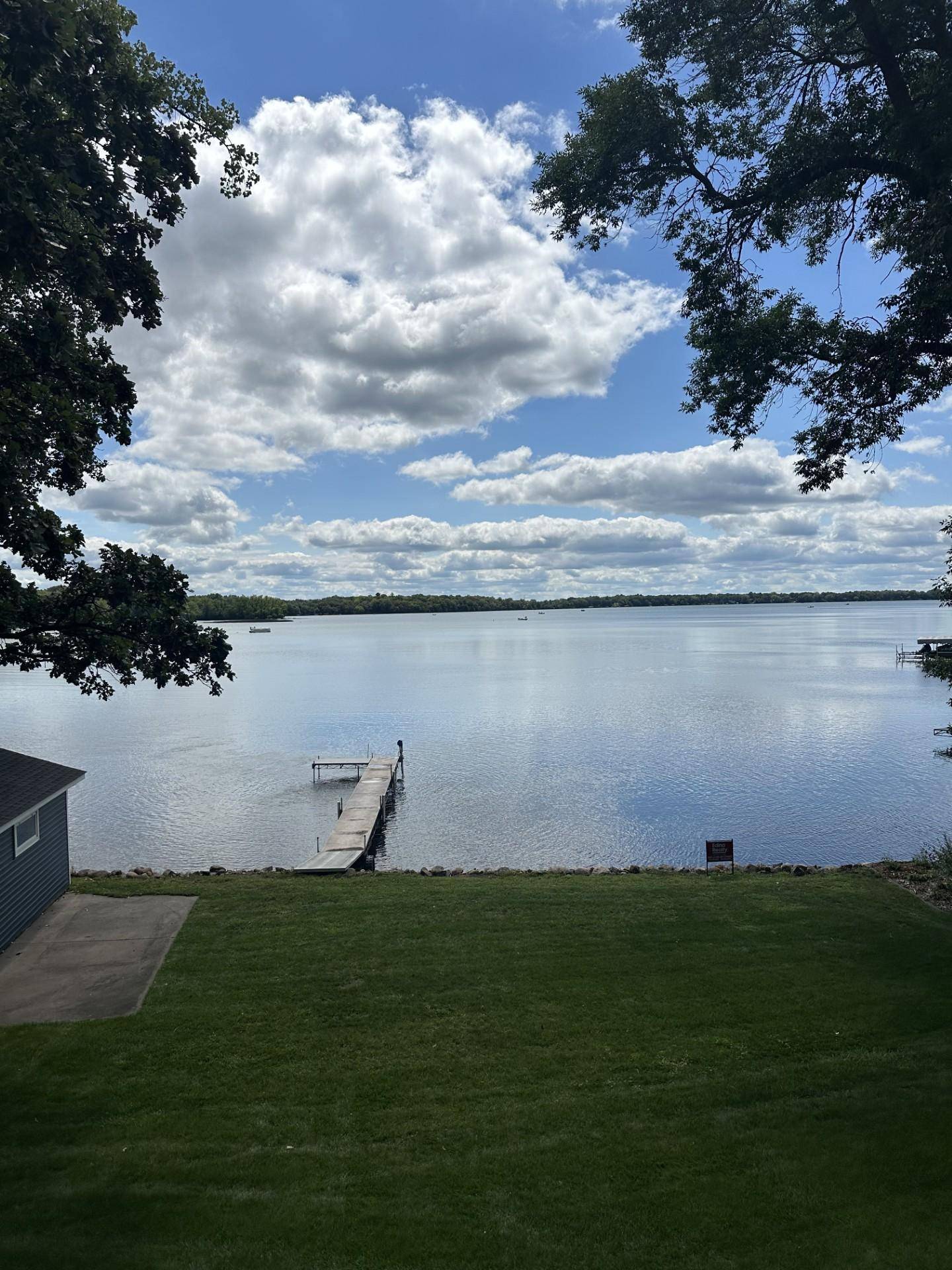 10941 42nd ST SE, Clear Lake, MN 55319