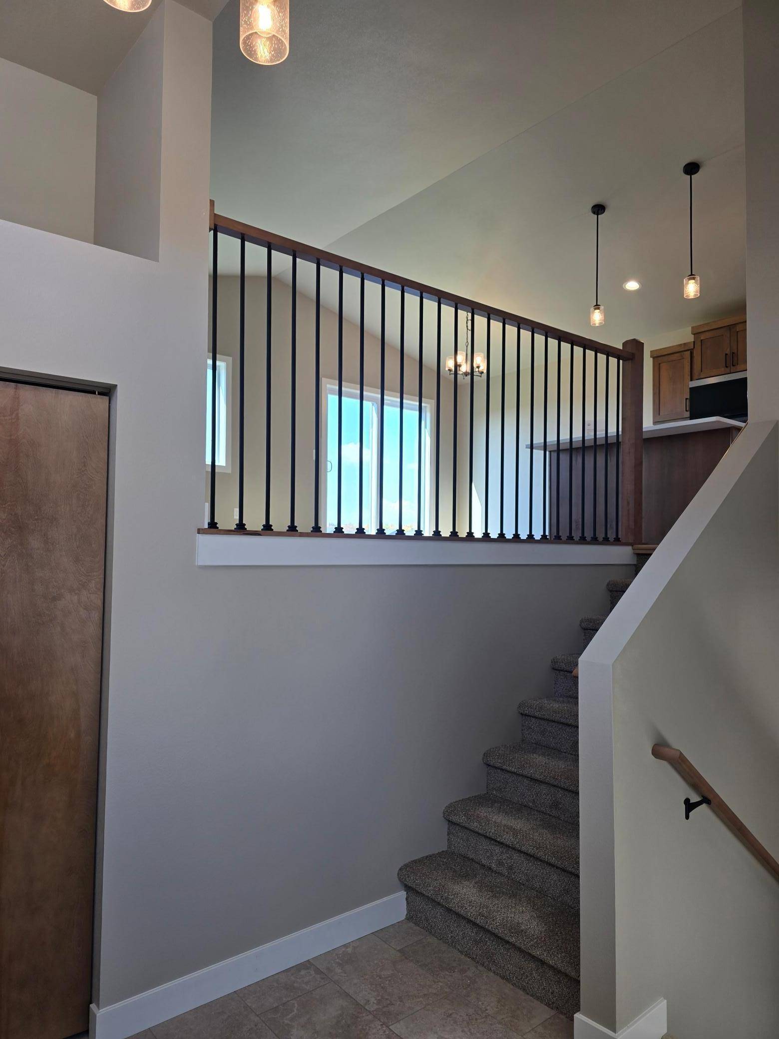 1166 Meadowlark LN S, Casselton, ND 58012