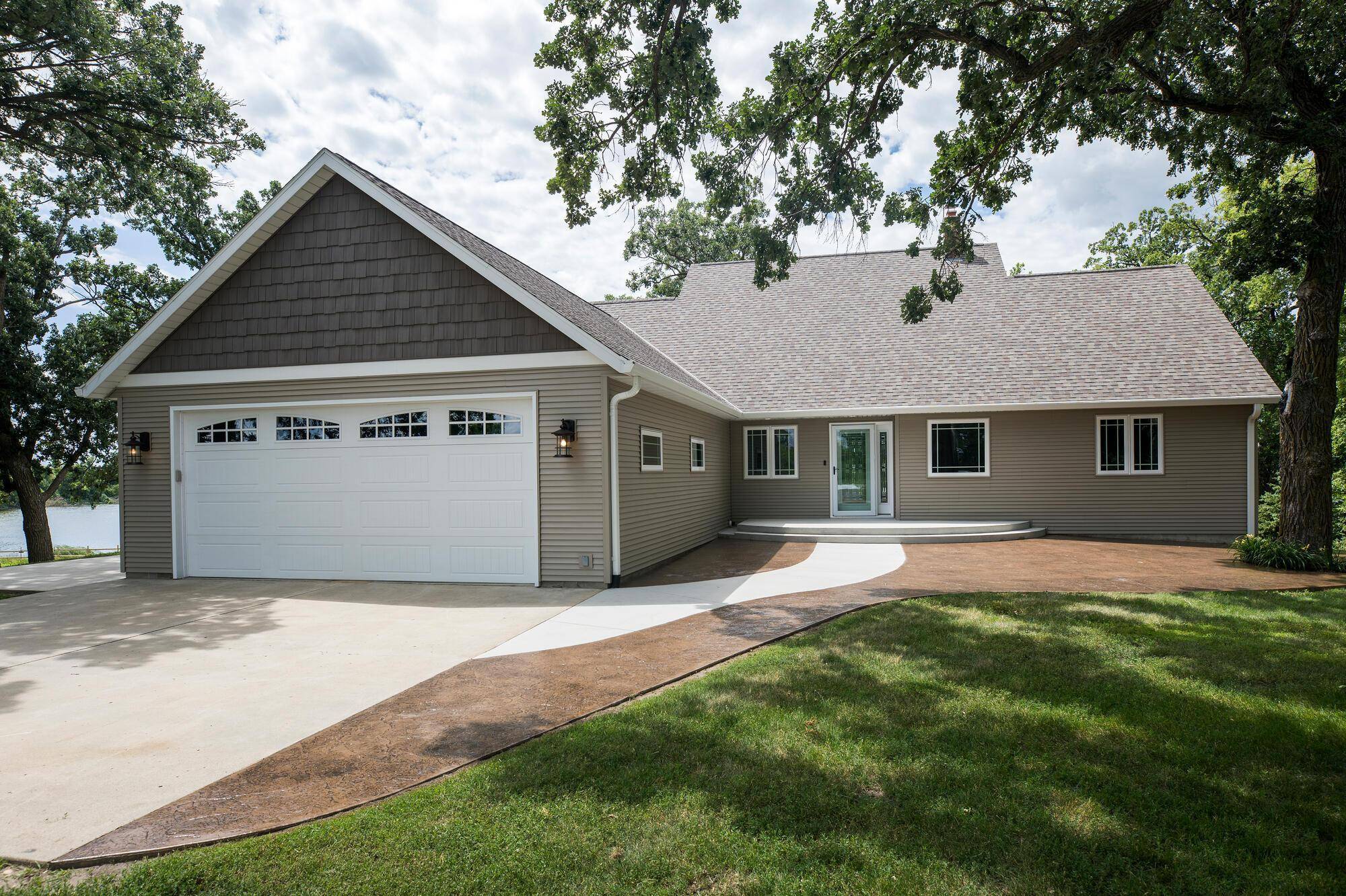9077 82nd AVE NE, Spicer, MN 56288