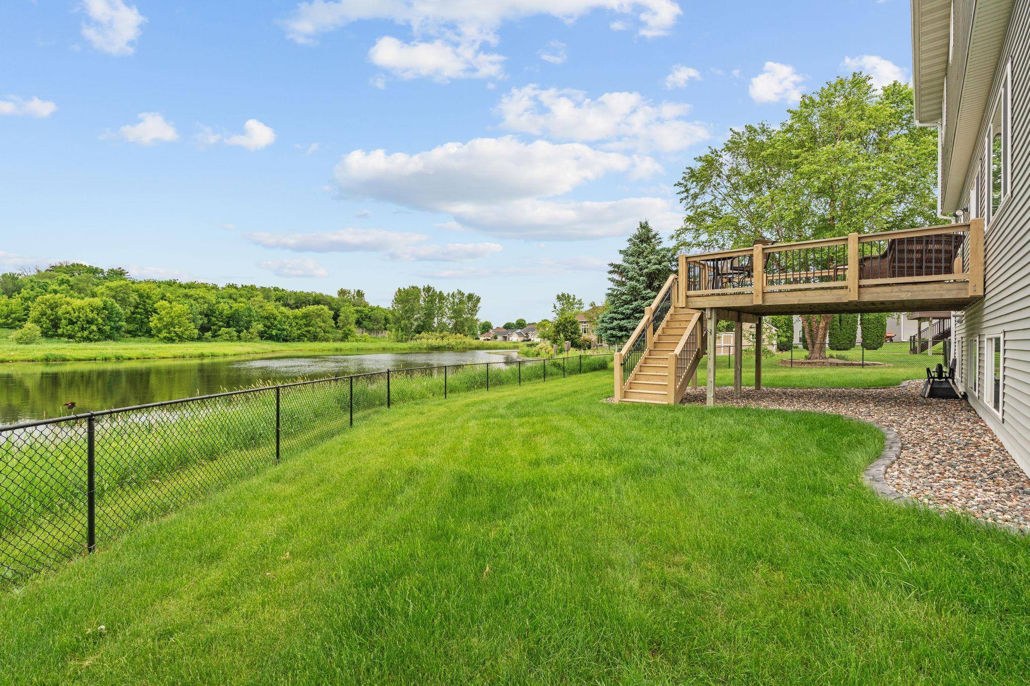 305 Art ST NW, New Prague, MN 56071