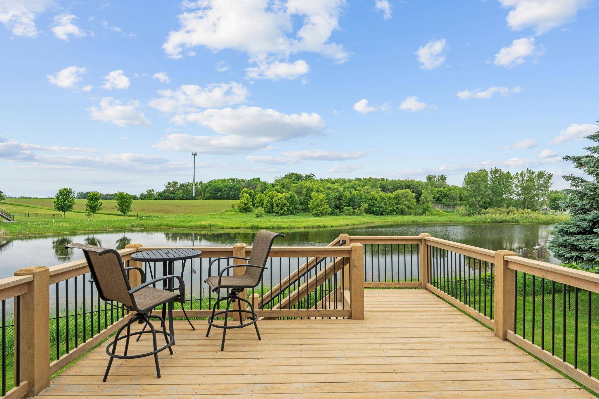 305 Art ST NW, New Prague, MN 56071