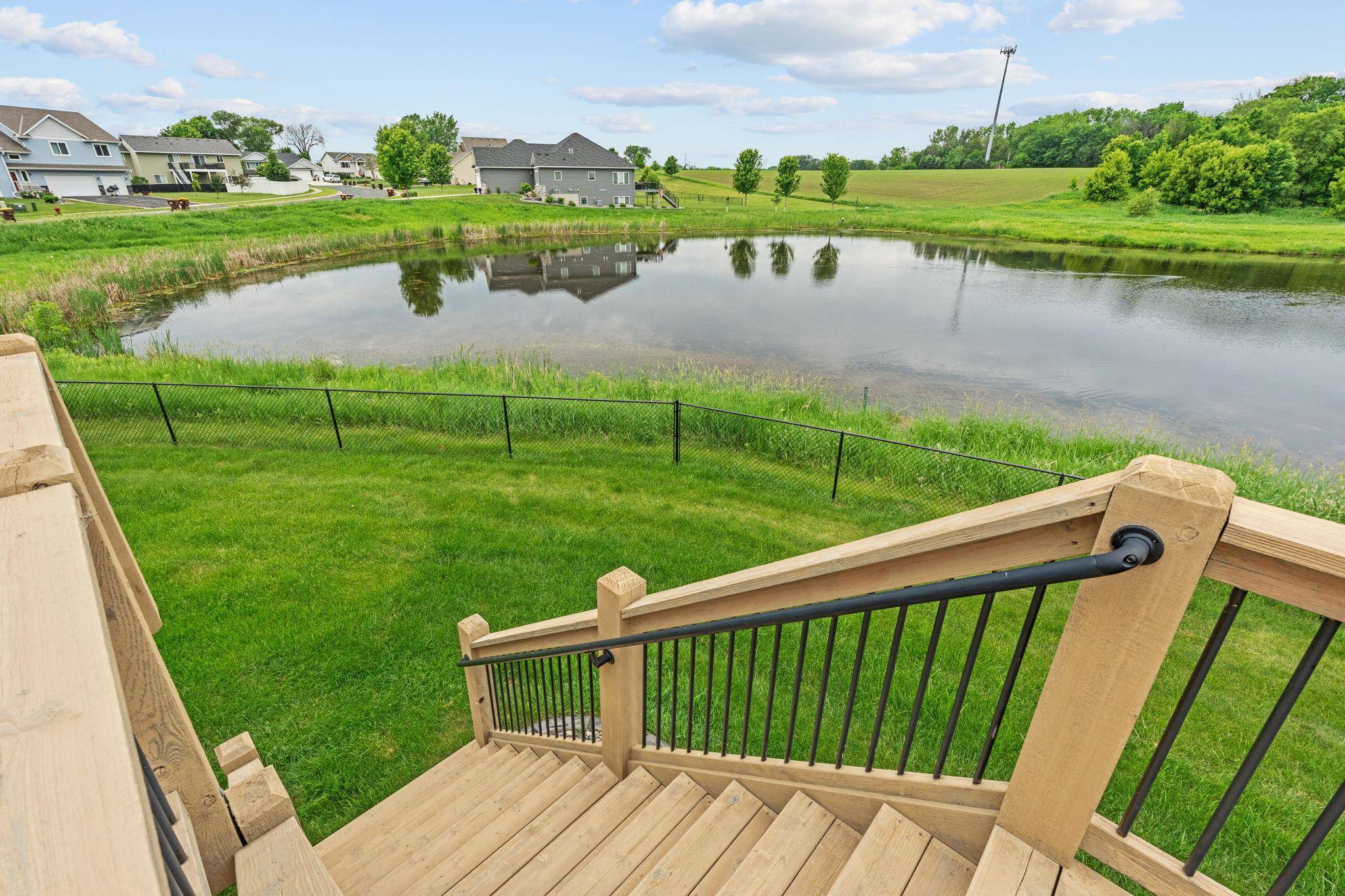 305 Art ST NW, New Prague, MN 56071