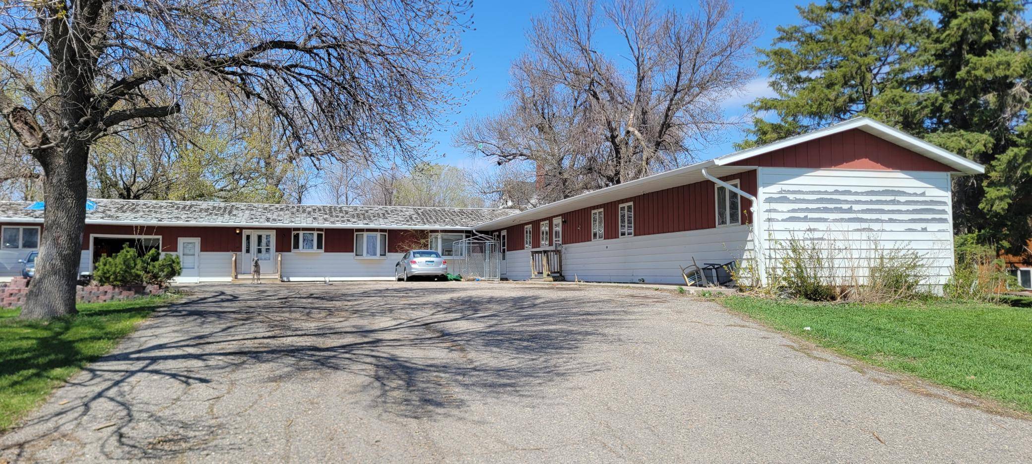 20 5th ST E, Halstad, MN 56548