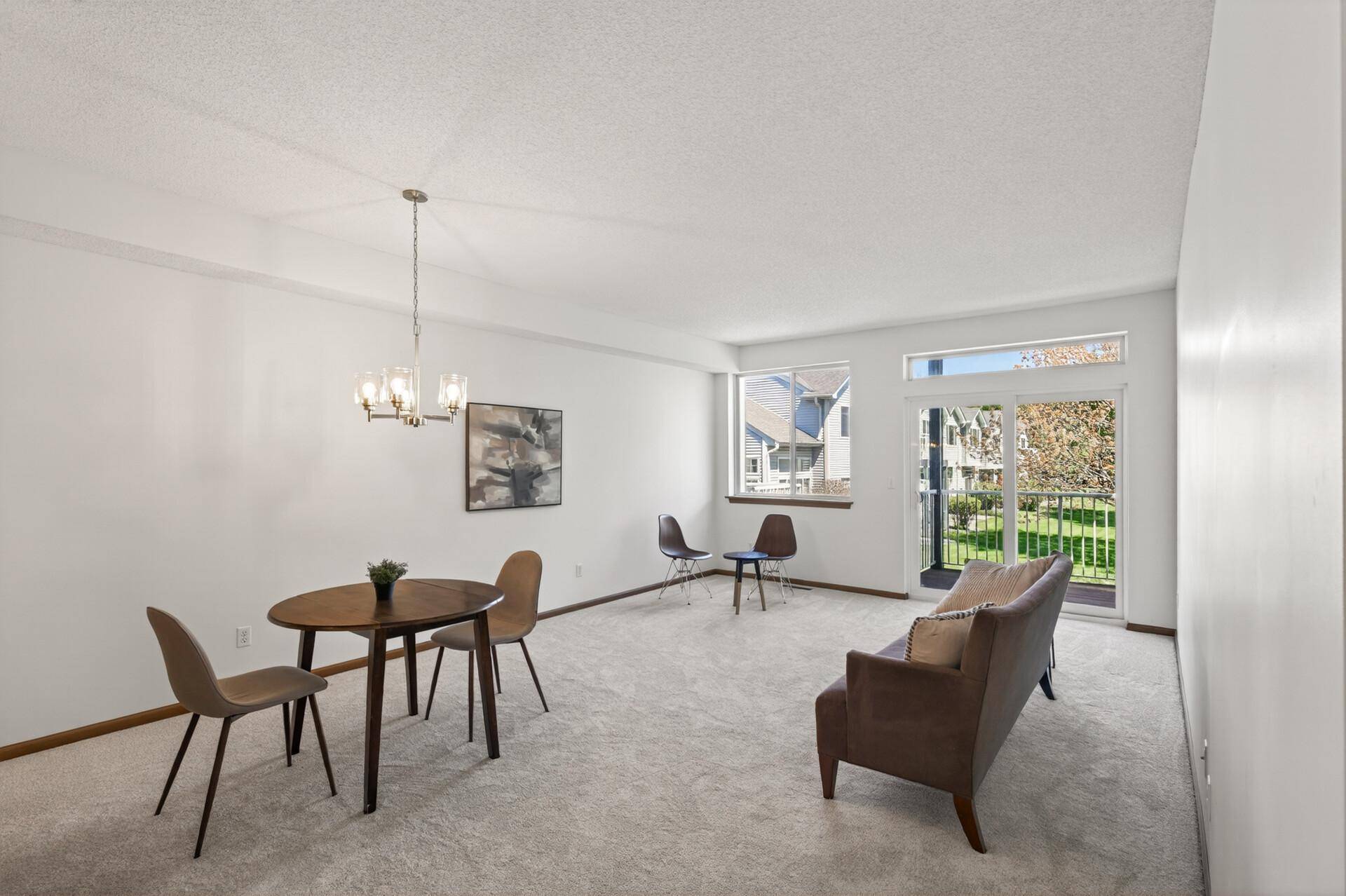 2162 Water Lilly LN #1002, Eagan, MN 55122