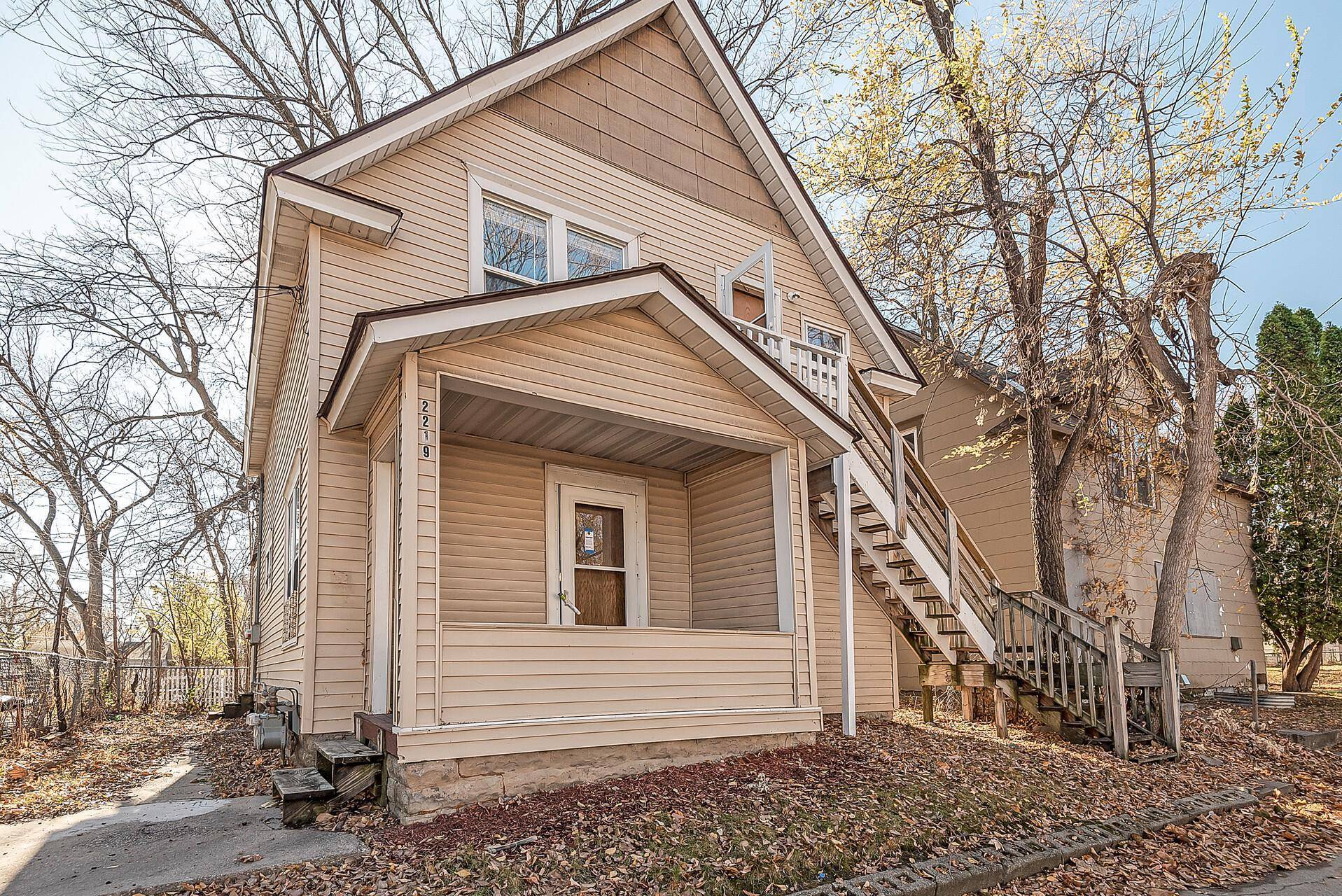 2219 29th AVE N, Minneapolis, MN 55411