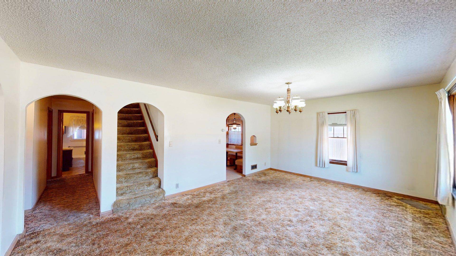 406 Giles PL, Albert Lea, MN 56007